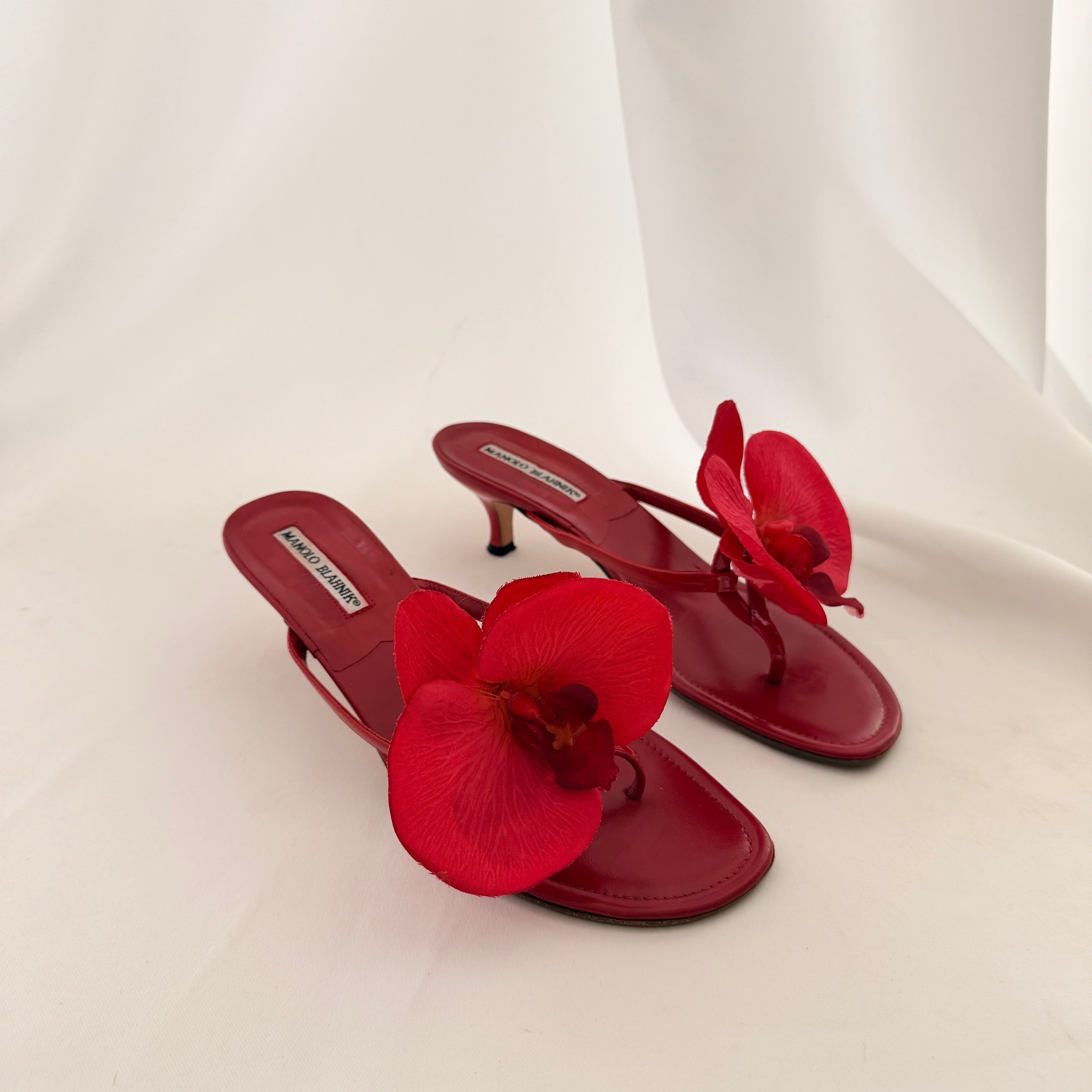 Manolo Blahnik Reworked Red Orchid Flip Flop Heels - 38