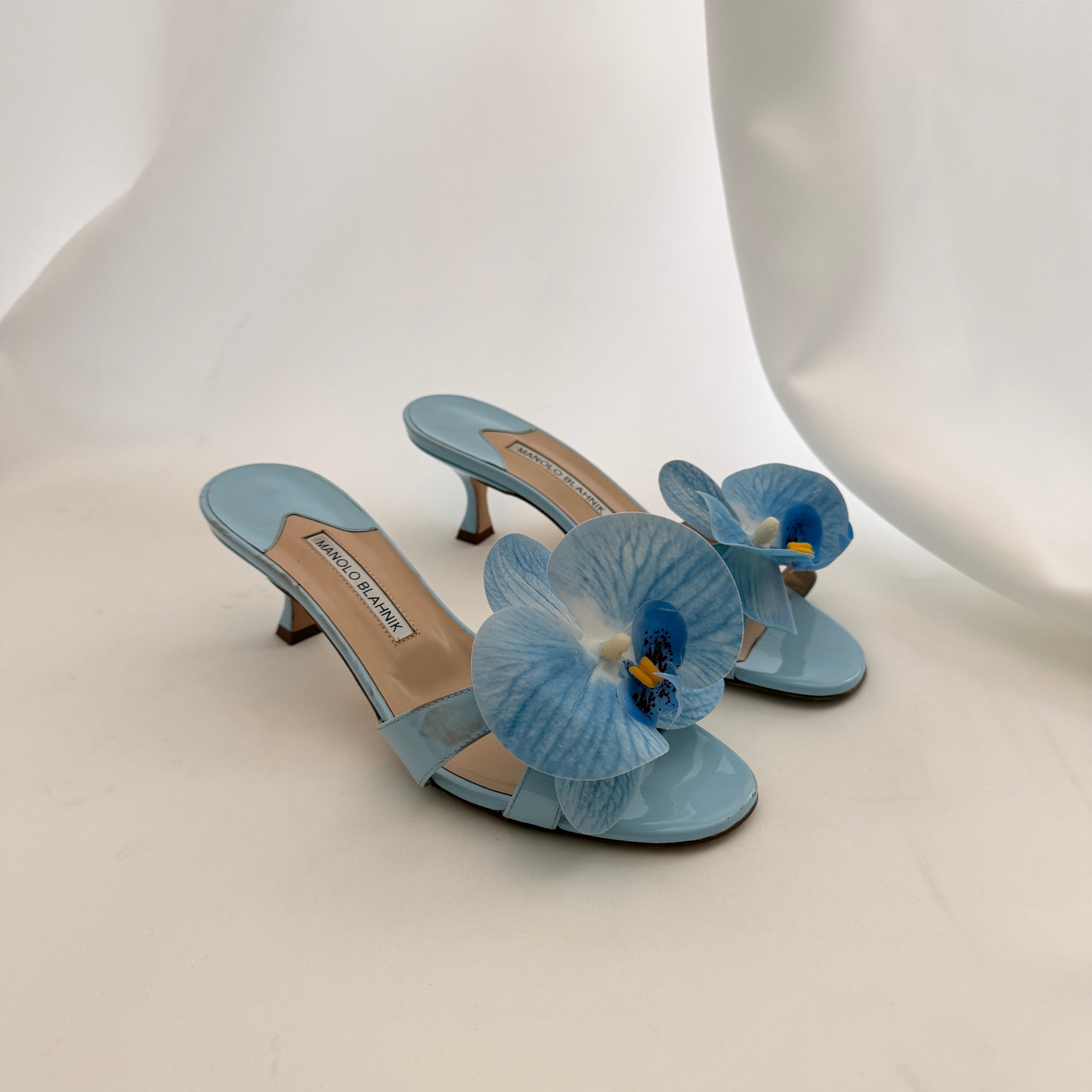 Manolo Blahnik Reworked Orchid Mules - Blue - EU 38