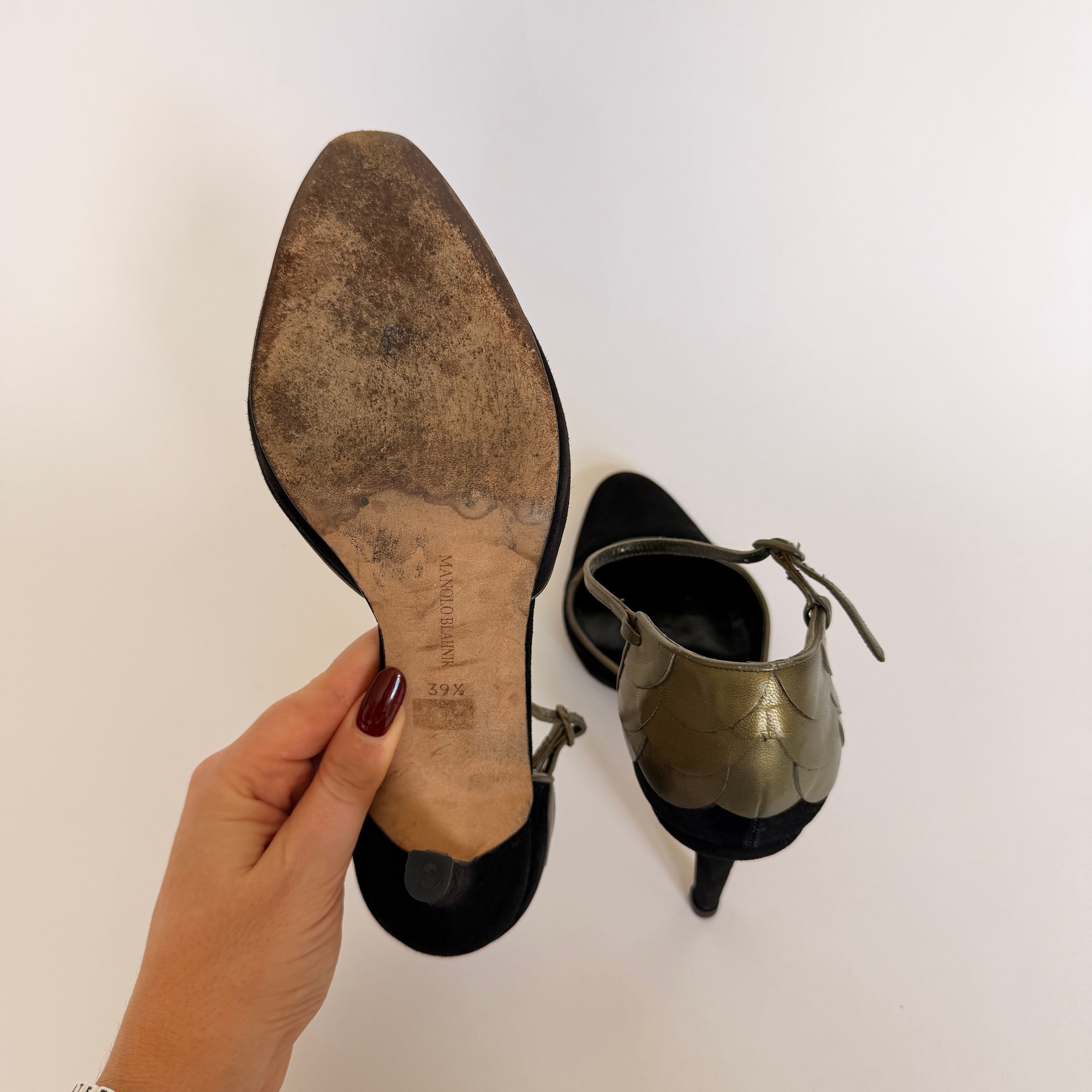 Manolo Blahnik Black Suede Ankle Strap Pumps - EU 39.5 / US 8.5