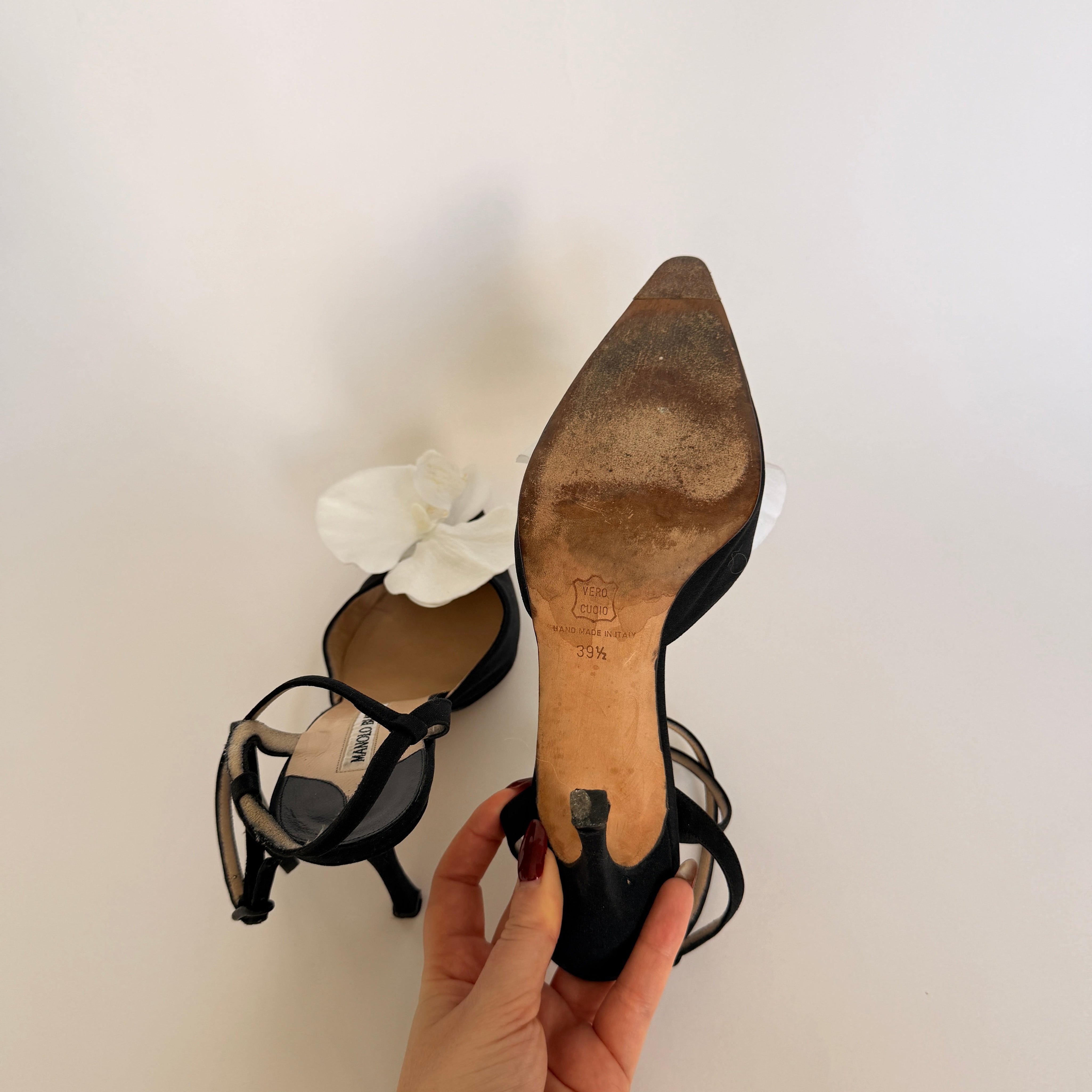 Manolo Blahnik Reworked Black Orchid Pumps - EU 39.5 / US 8.5