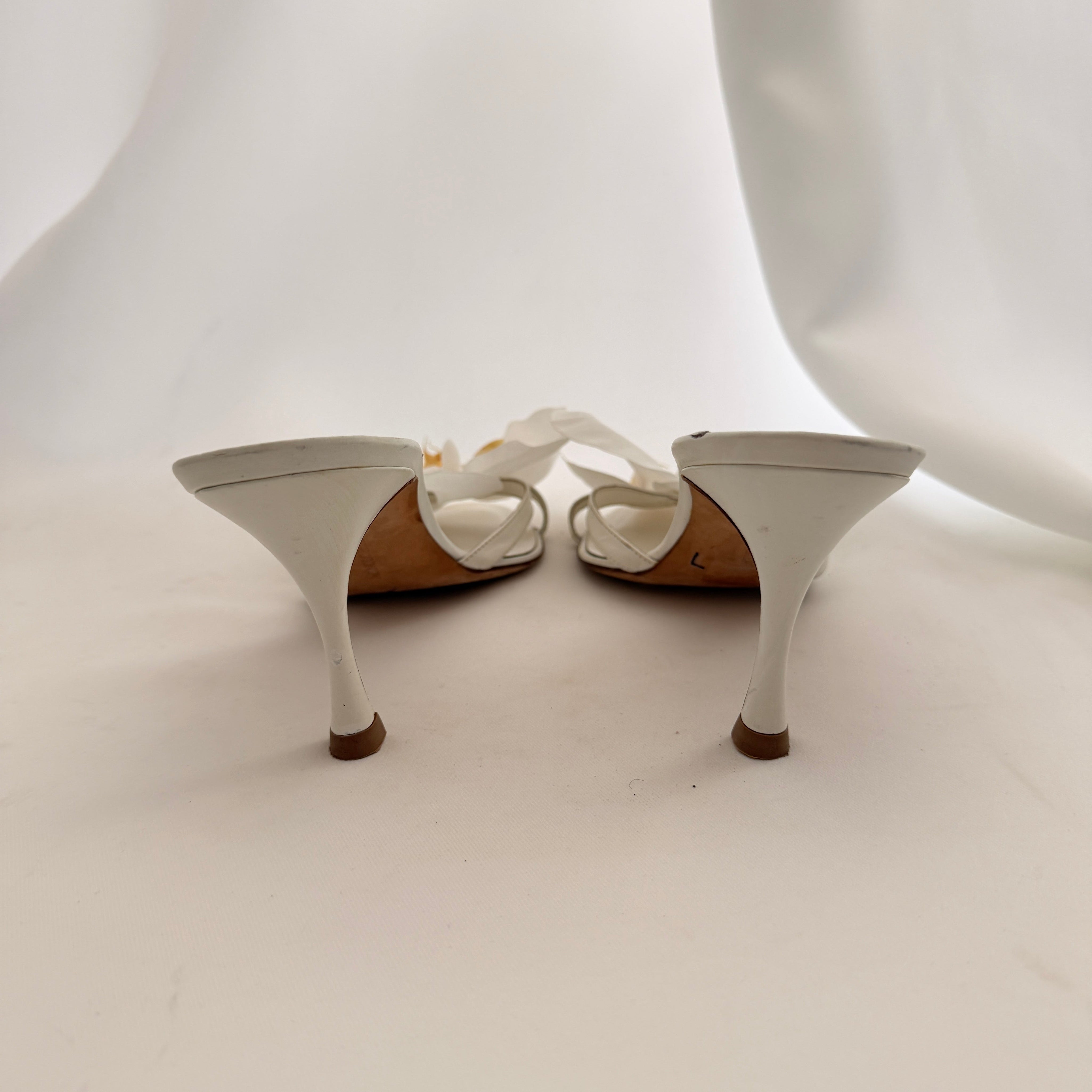Manolo Blahnik Reworked Orchid Mules - EU 40