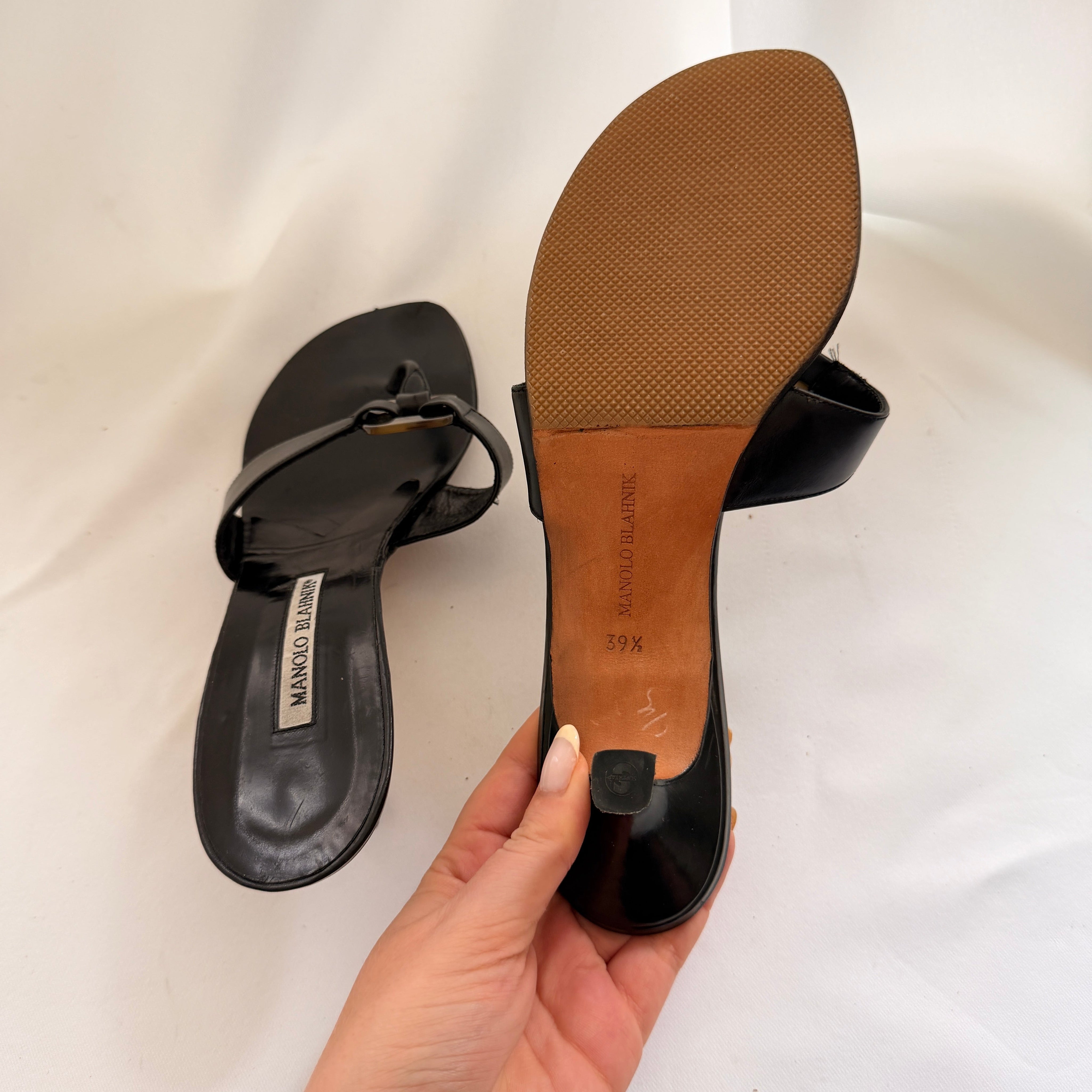 Manolo Blahnik Tortoiseshell Buckle Mules - EU 40