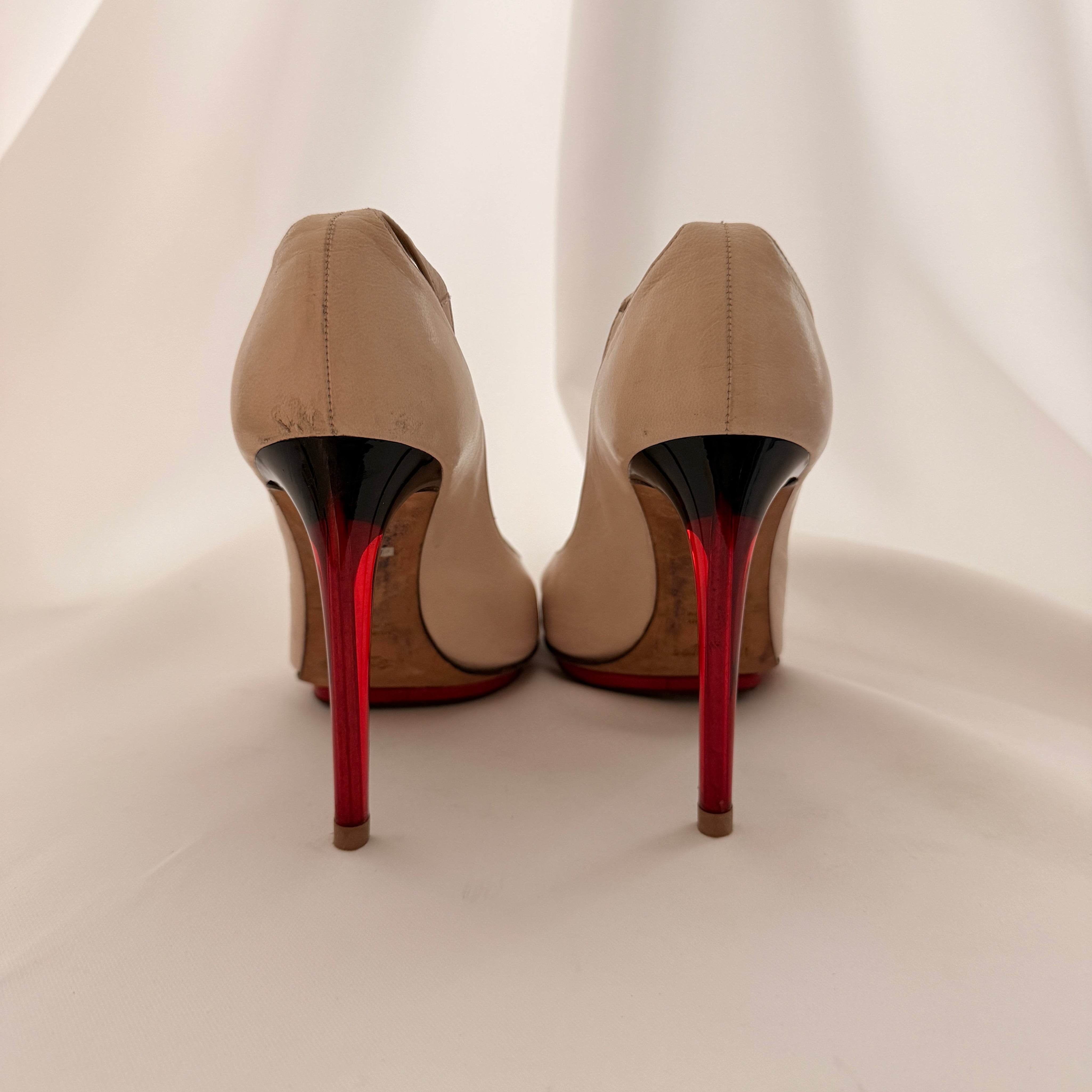 Yves Saint Laurent Lips Heels - EU 37.5