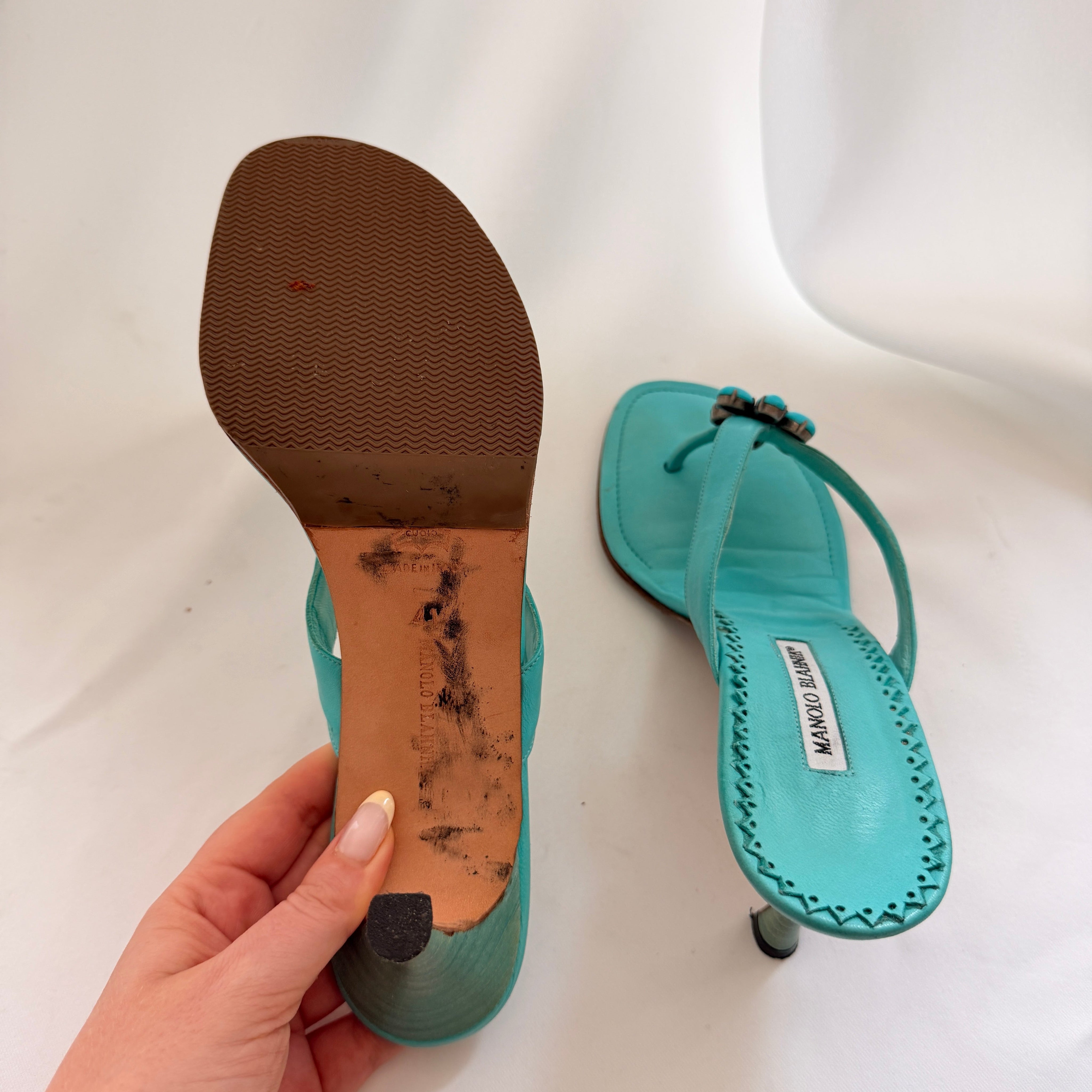 Manolo Blahnik Embellished Flip Flop Heels - EU 41