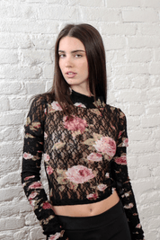 Voyage Passion 90s Black Lace Top Pink Roses