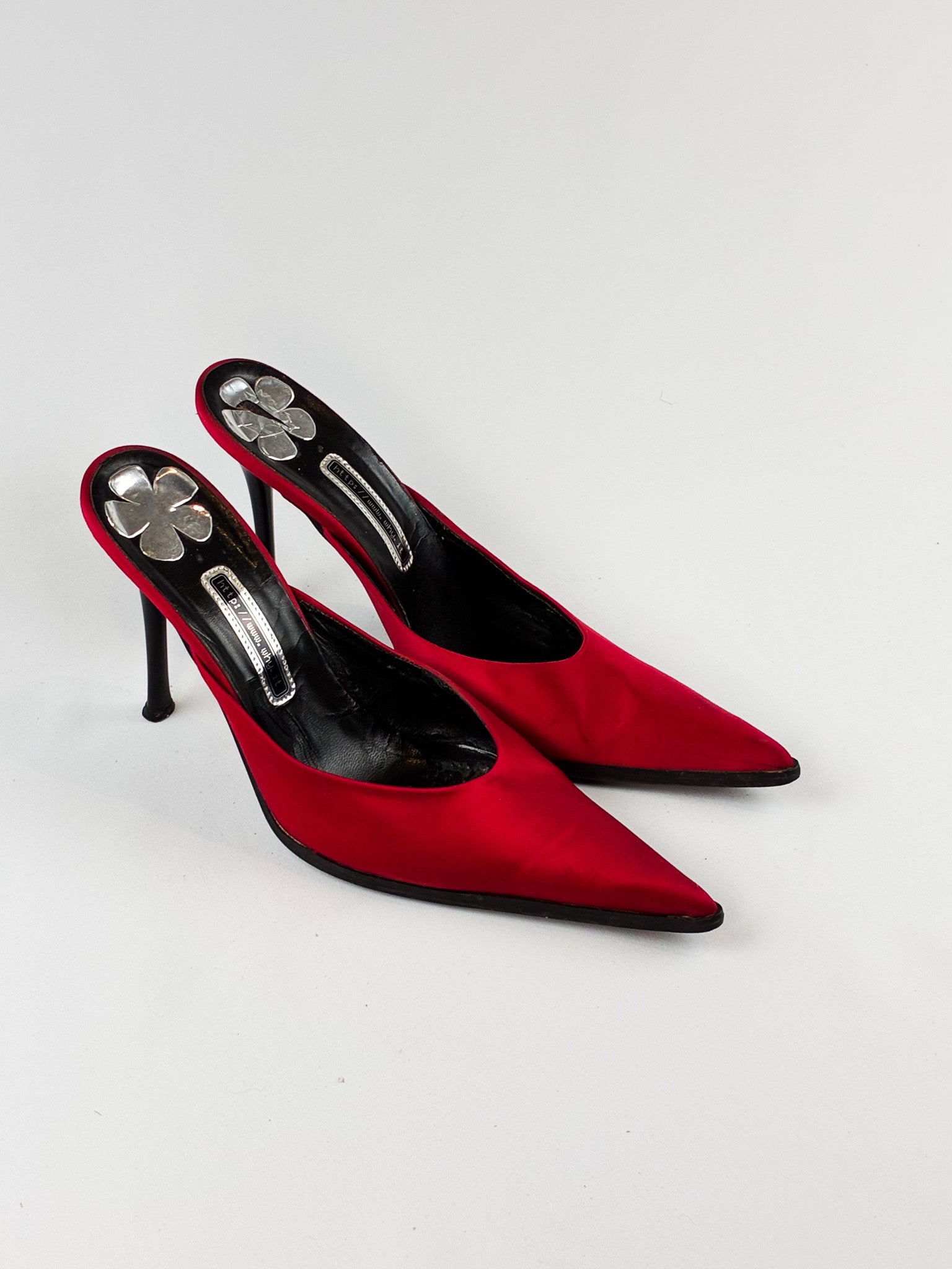 Alberto Venturini 2000s Red Satin Pointed Toe Mules - EU 40