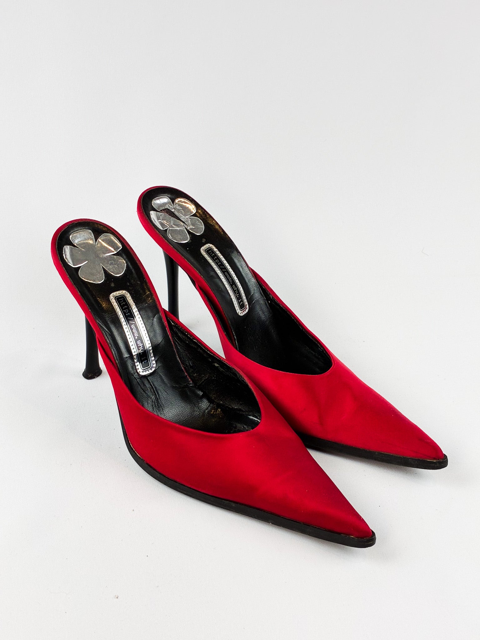 Alberto Venturini 2000s Red Satin Pointed Toe Mules - EU 40