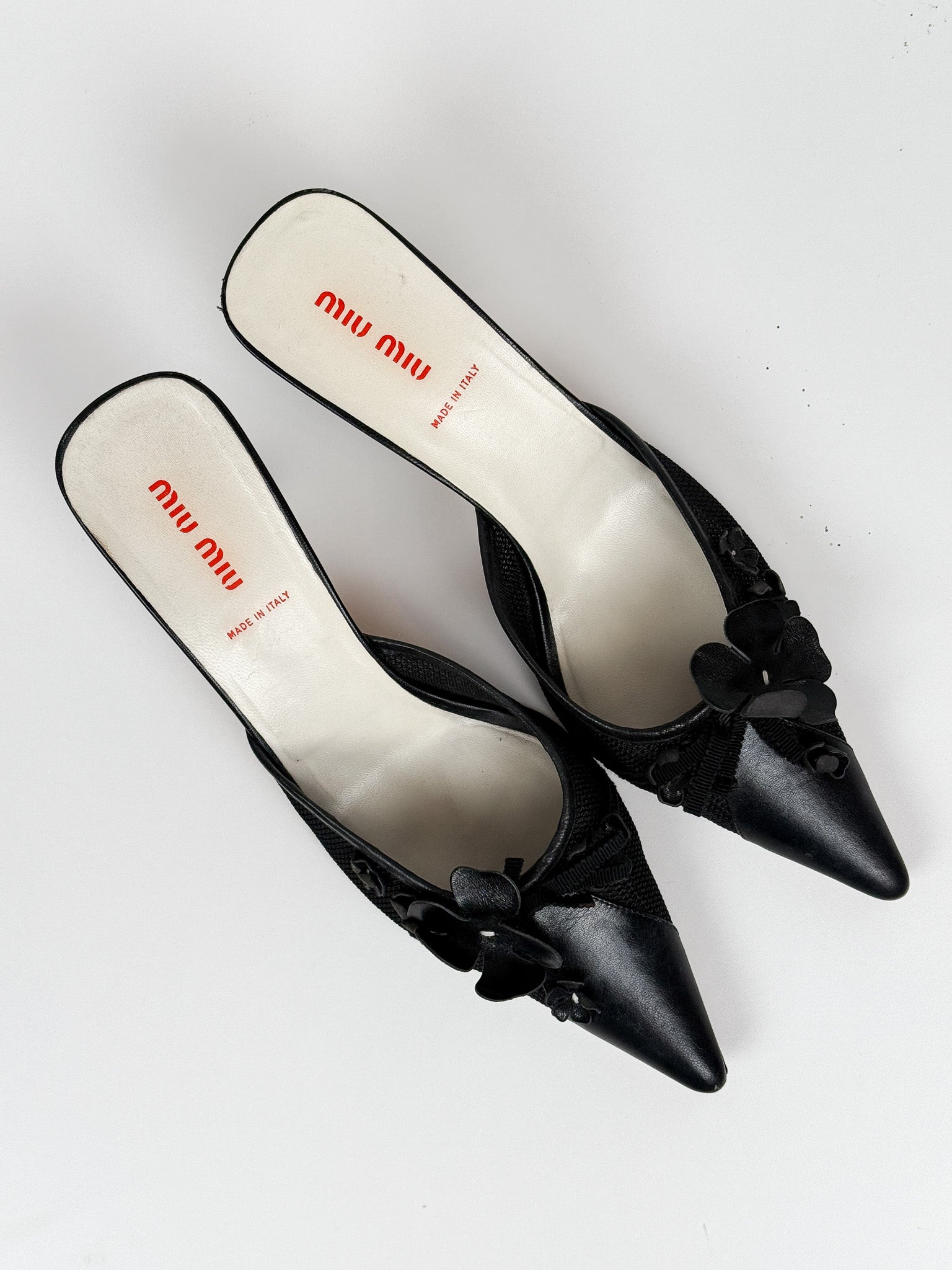 Miu Miu 2000s Black Mesh Leather Flower Appliqué Grosgrain Kitten Heel Mules - EU 40