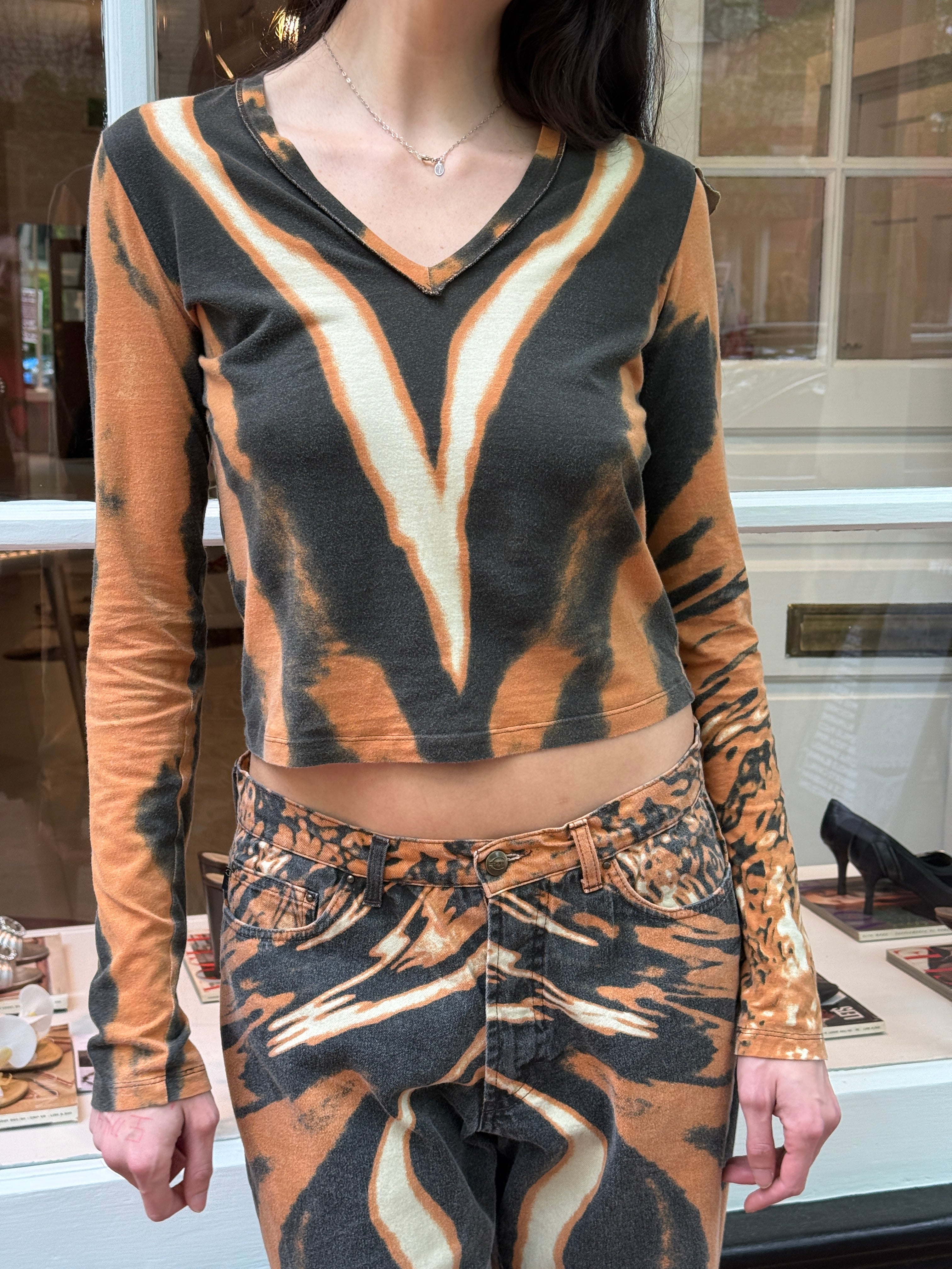 Roberto Cavalli 2002 Tiger Print Velvet Top & Wide Leg Jean Set – Top L / Jeans W32