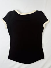 Moschino Jeans 2000s Black "Holidays with a Book" Graphic Tee with Bow - M