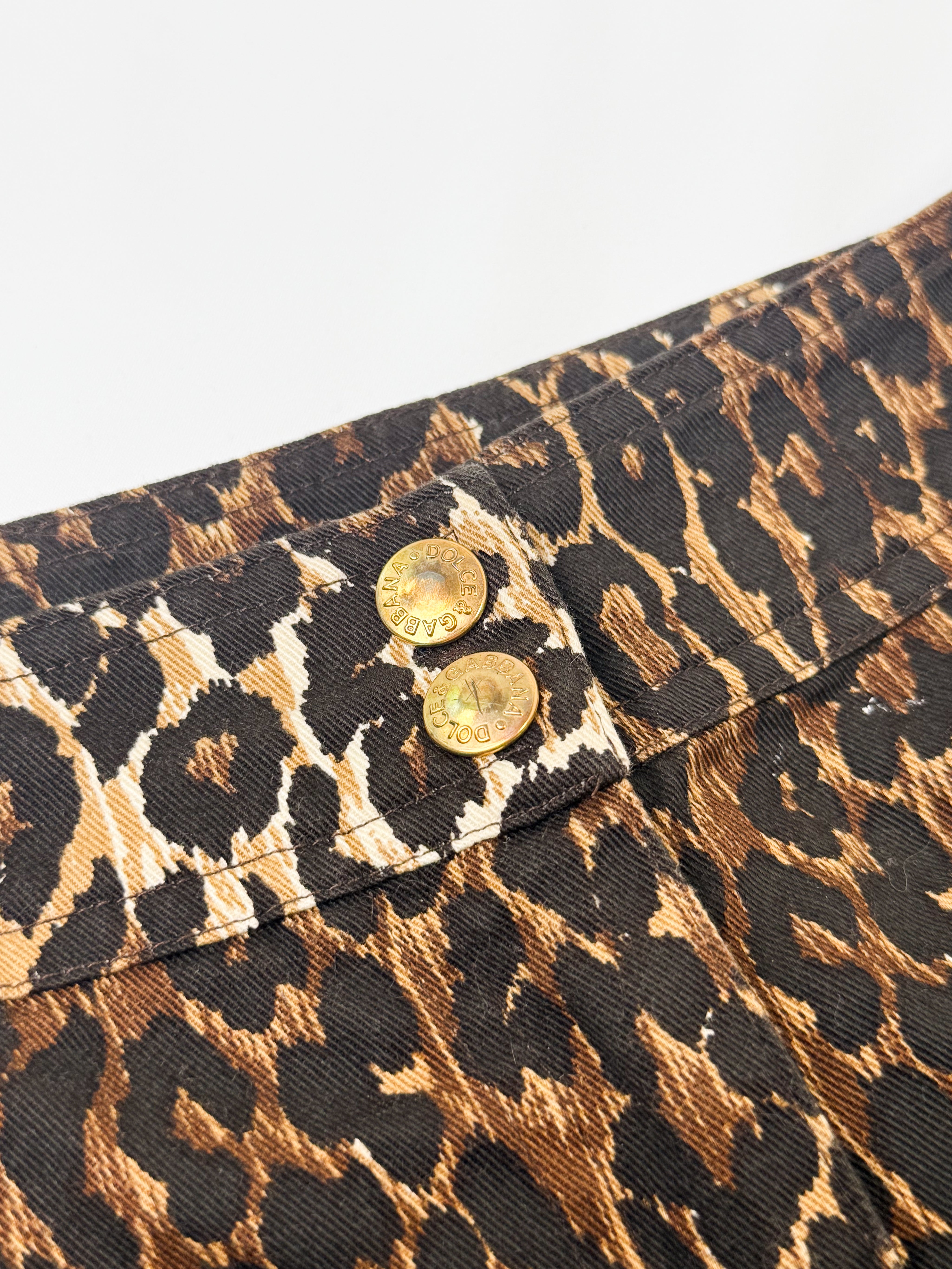 Dolce & Gabbana Beachwear 2000s Leopard Print Sleeping Leopard Micro Mini Skirt - W33