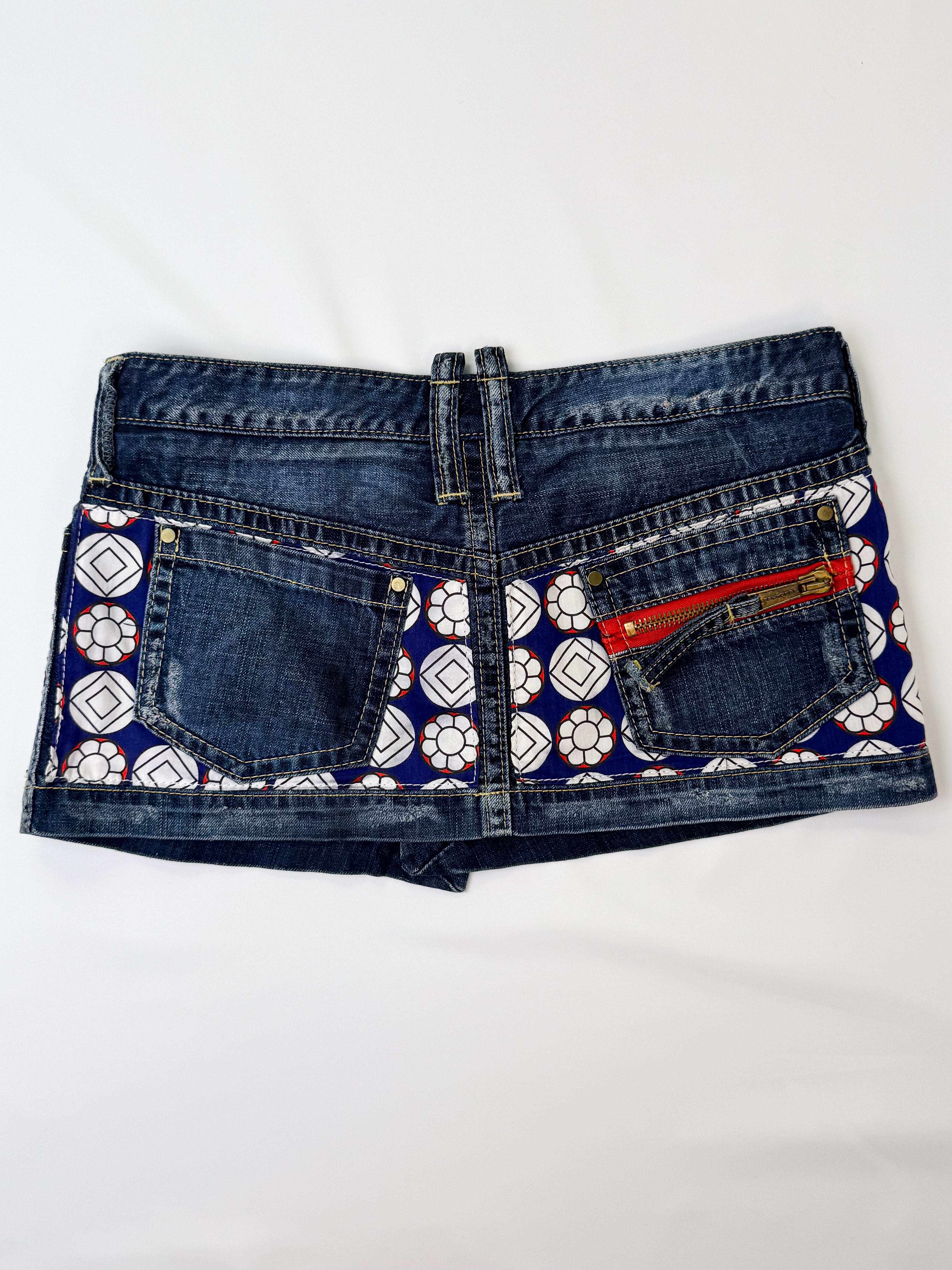 Dsquared2 2000s Geometric Floral Print Panel Micro Mini Denim Skirt - W34