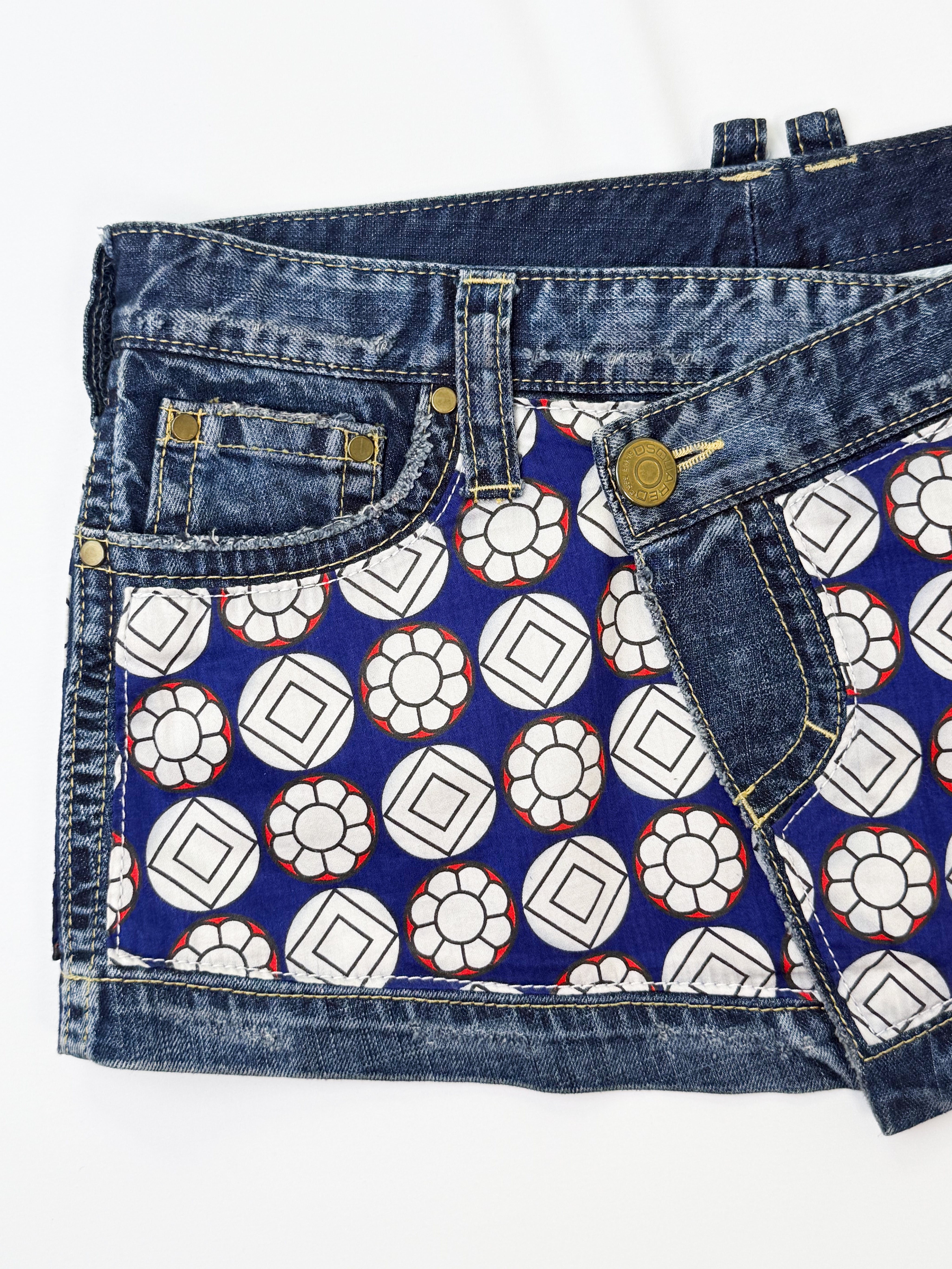 Dsquared2 2000s Geometric Floral Print Panel Micro Mini Denim Skirt - W34
