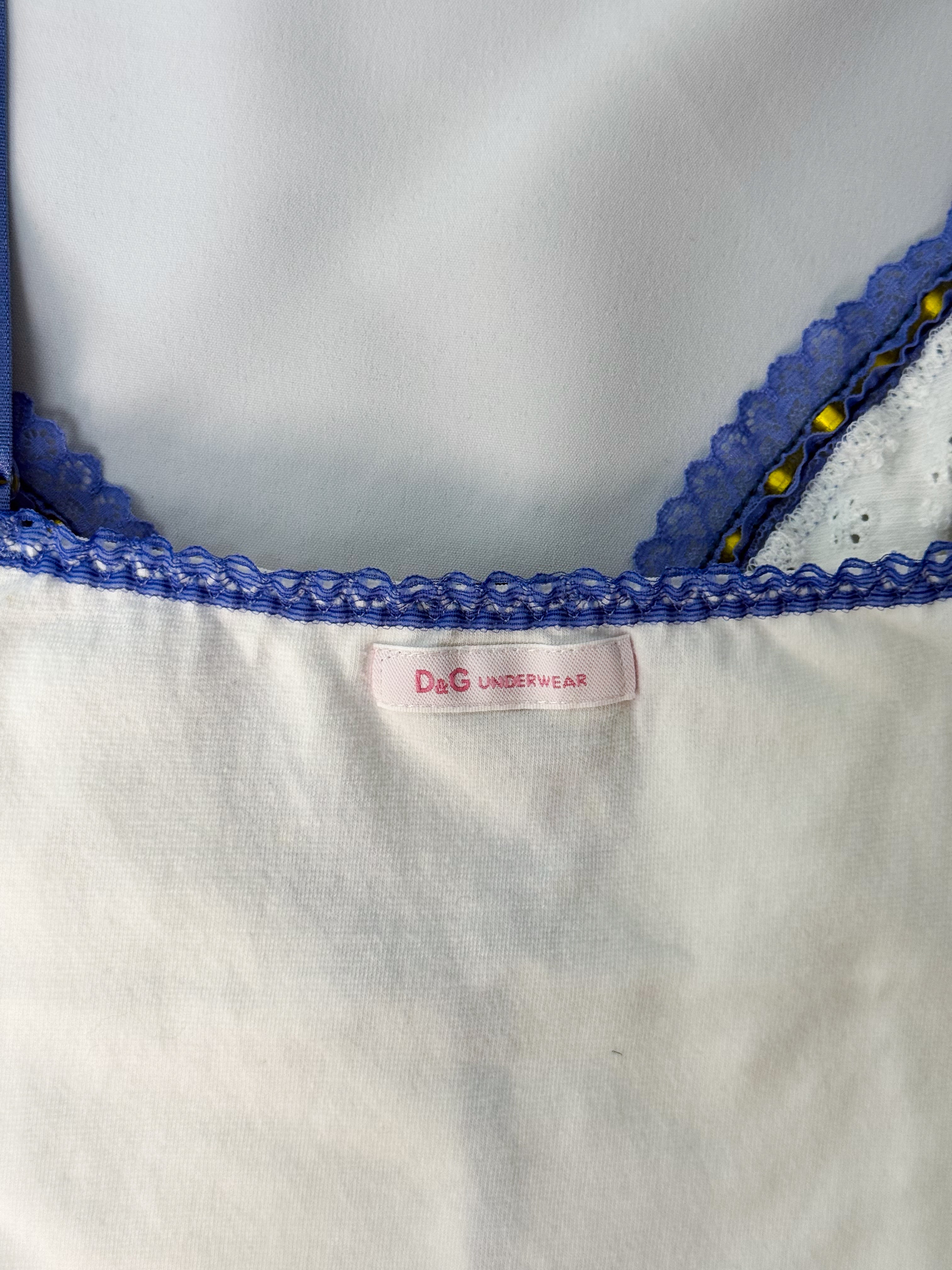 D&G Dolce & Gabbana 2000s White Eyelet Blue Lace Trim Cami - S