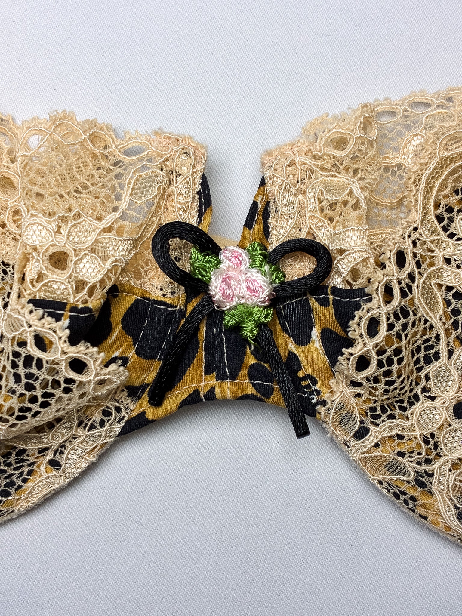 D&G Dolce & Gabbana 2000s Leopard Lace Underwired Bra and Brief Set - 30B / M