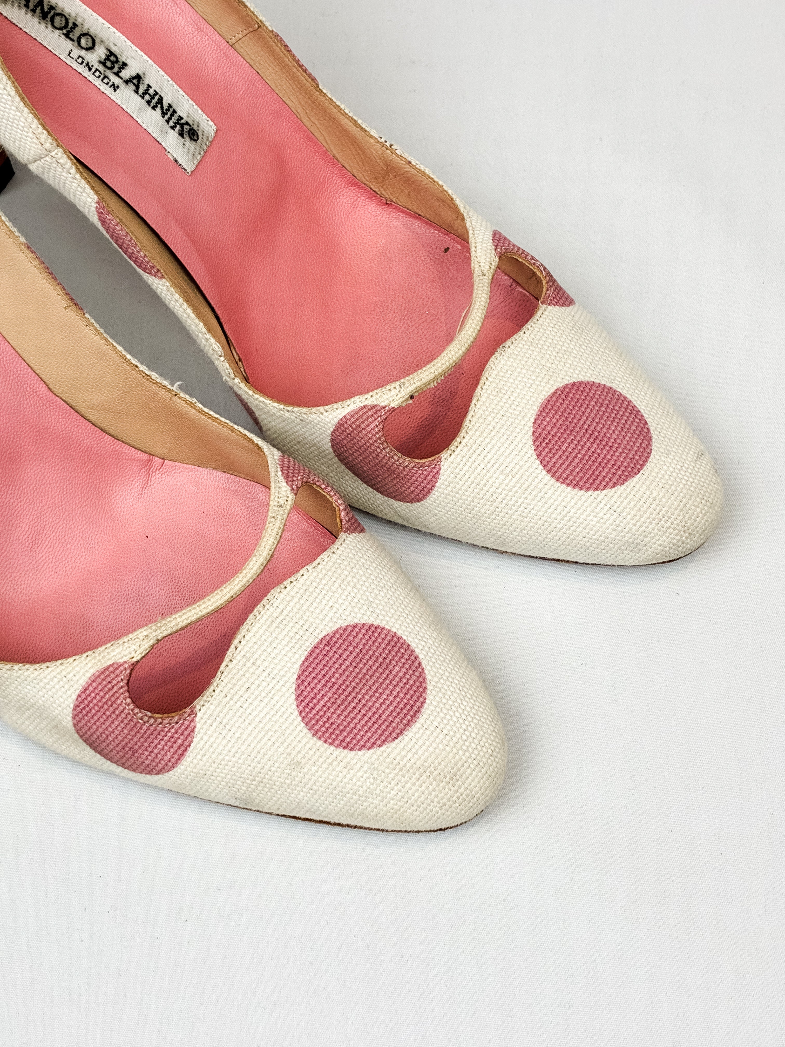 Manolo Blahnik 2000 Polka Dot Canvas Pumps - EU 40