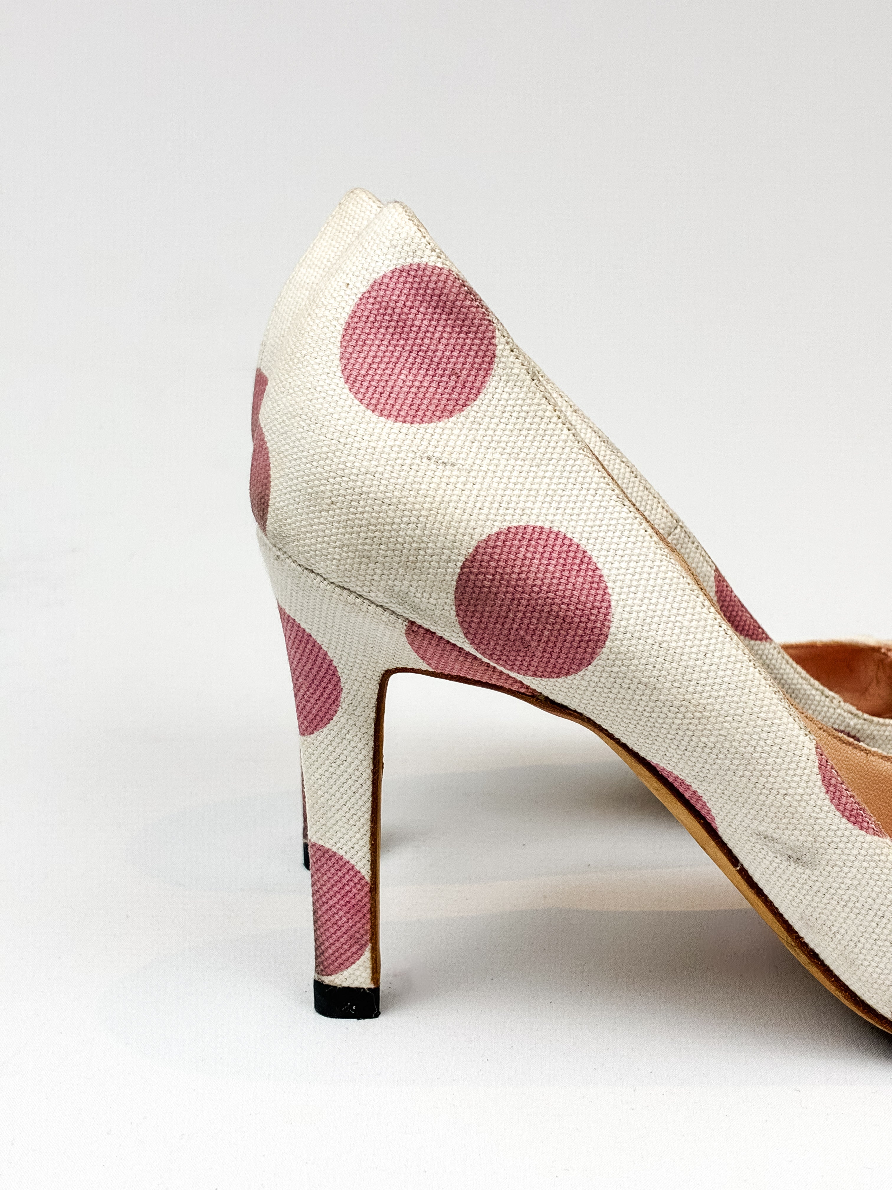 Manolo Blahnik 2000 Polka Dot Canvas Pumps - EU 40