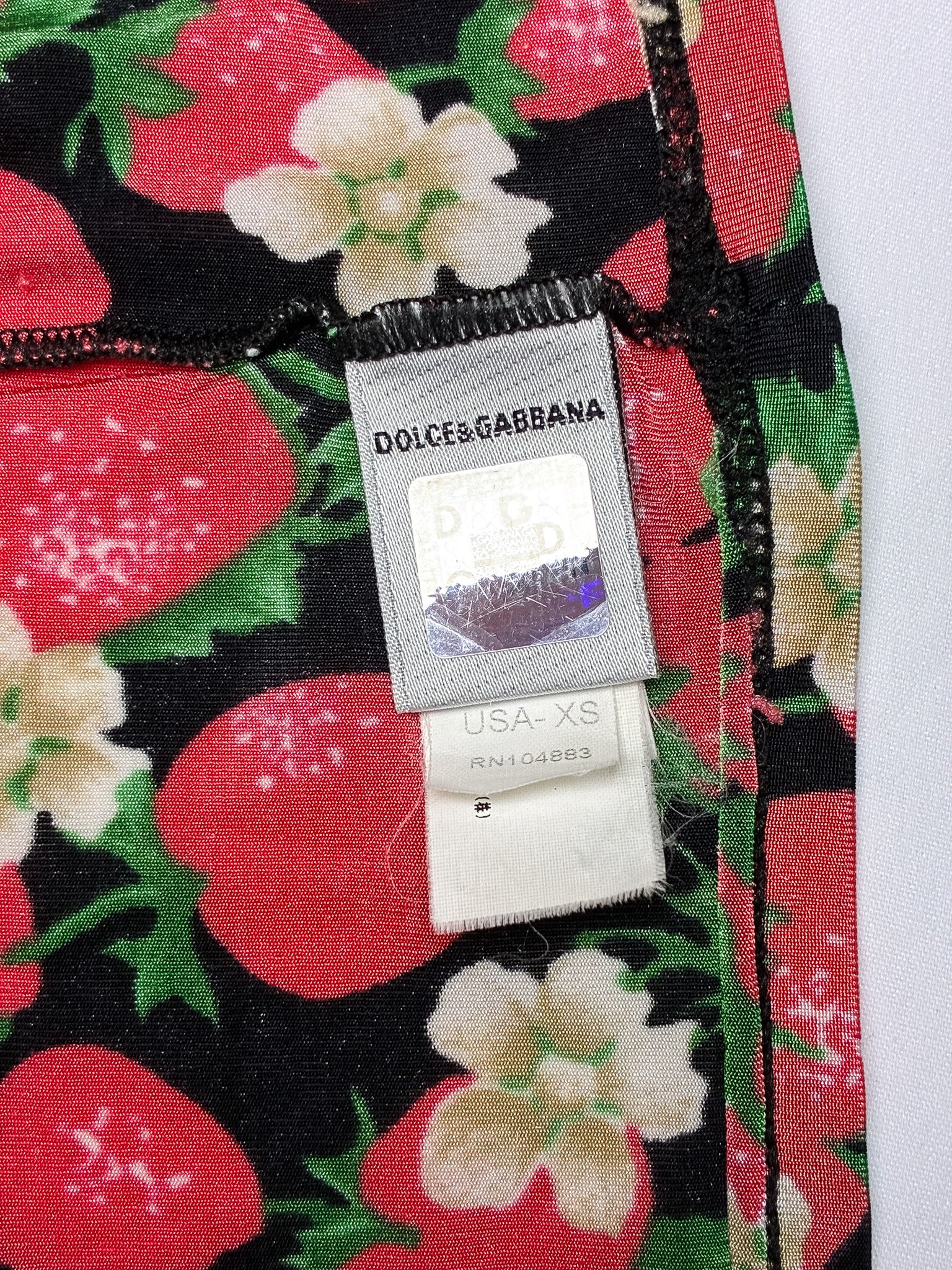 Dolce & Gabbana Underwear 2000s Strawberry Print Sequin Trim Tank - XS