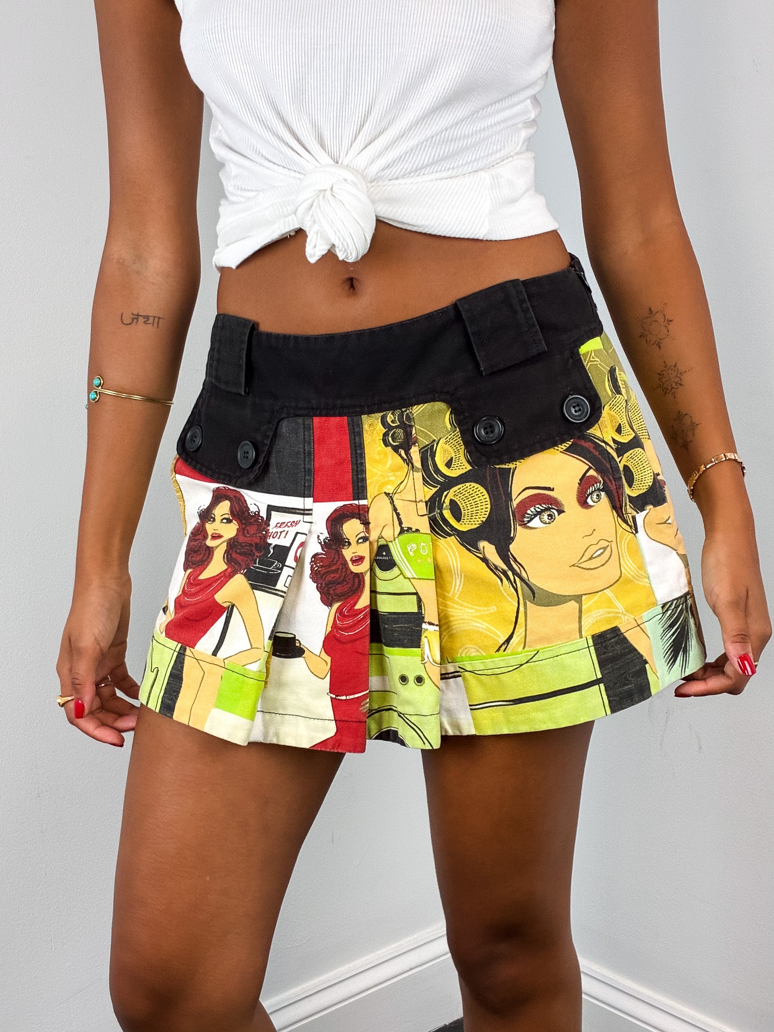 Custo Barcelona 2000s Pop Art Comic Print Pleated Mini Skirt - XS