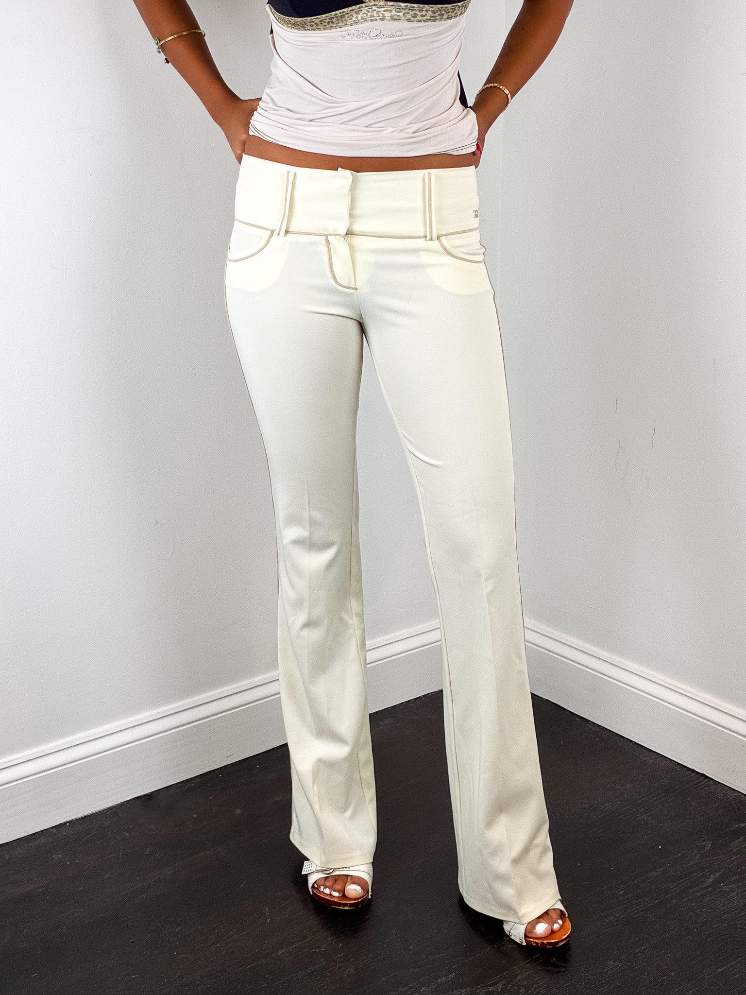 Enzo Loco 2000s Cream Contrast Piped Flare Pants - W25