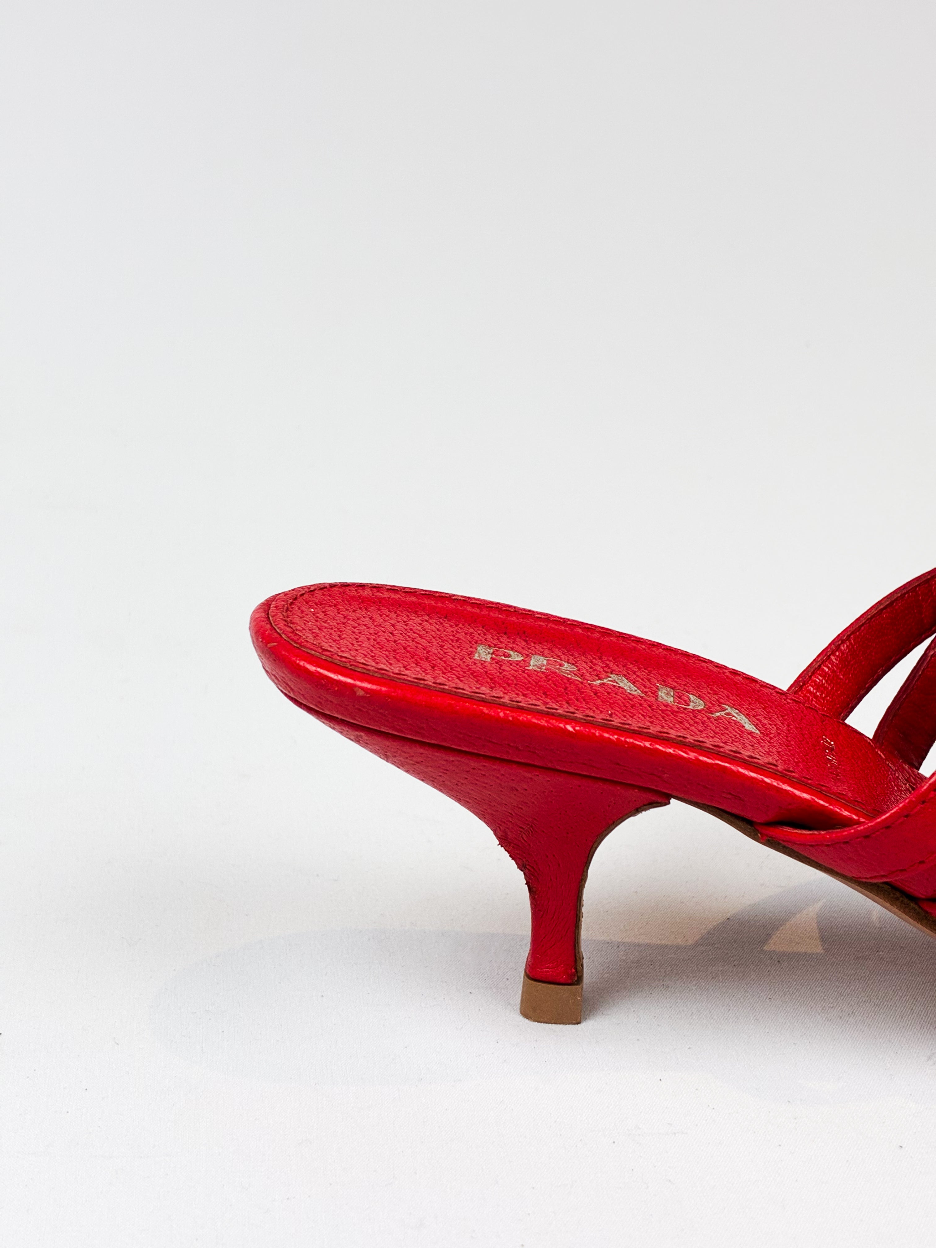 Prada 2000s Red Leather Geometric Print Thong Kitten Heel Sandals - EU 37
