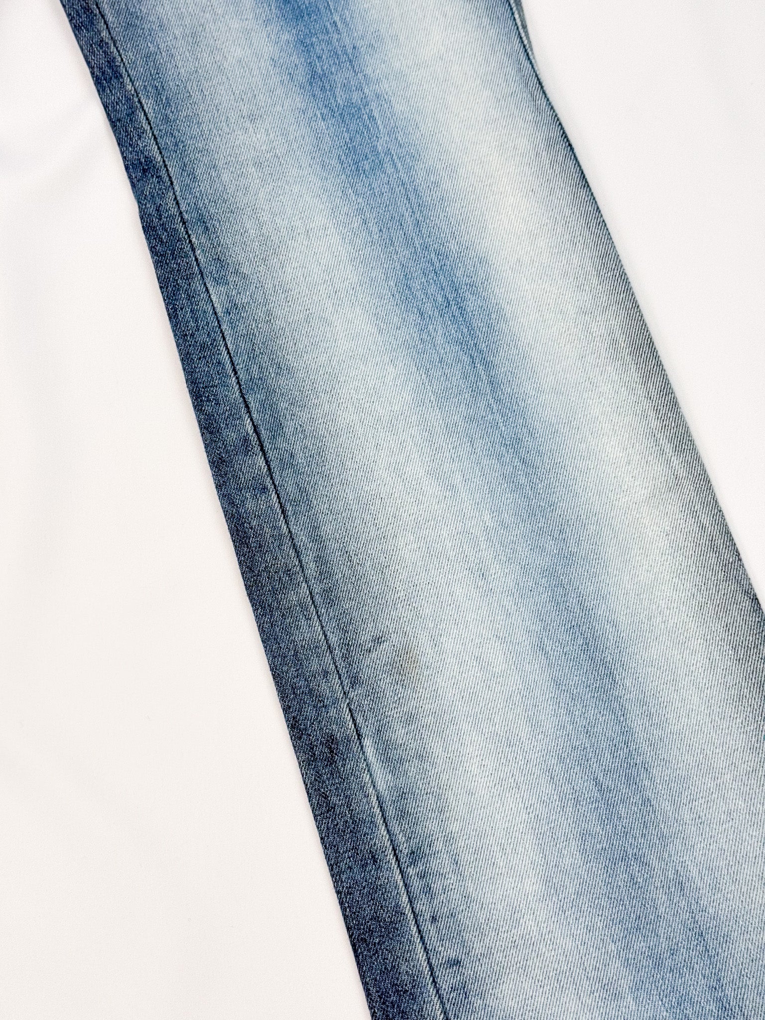 Guess Jeans 2000s Light Wash Faded Bootcut Flare Jeans - W26.