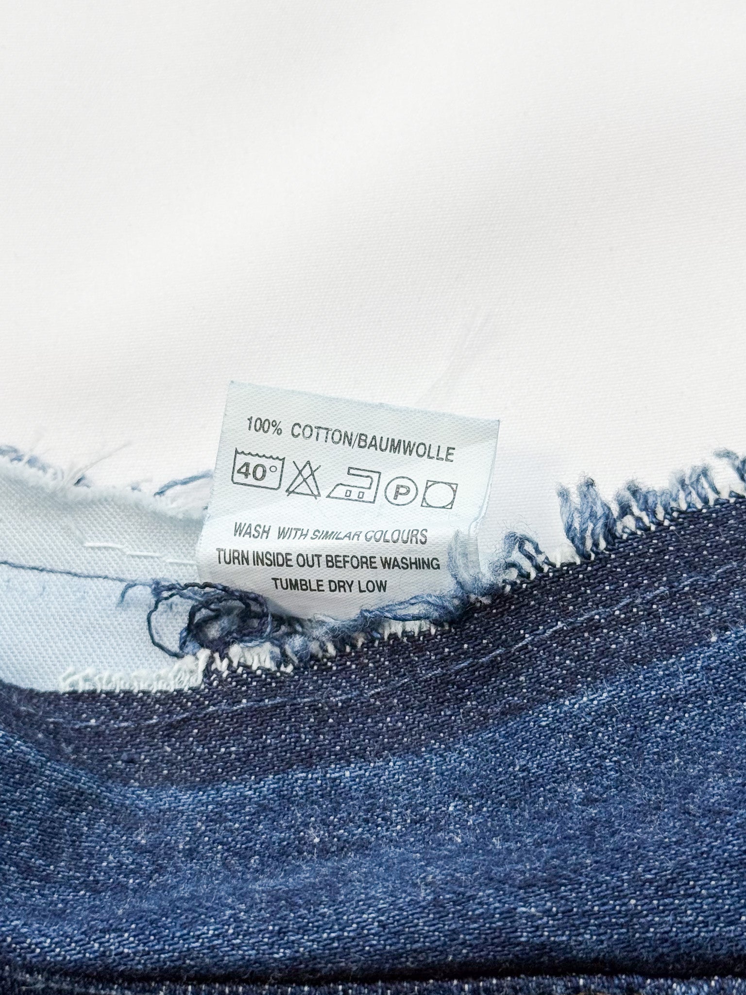 Free Soul 2000s Dark Wash Bell Bottom Raw Edge Flare Jeans - W27
