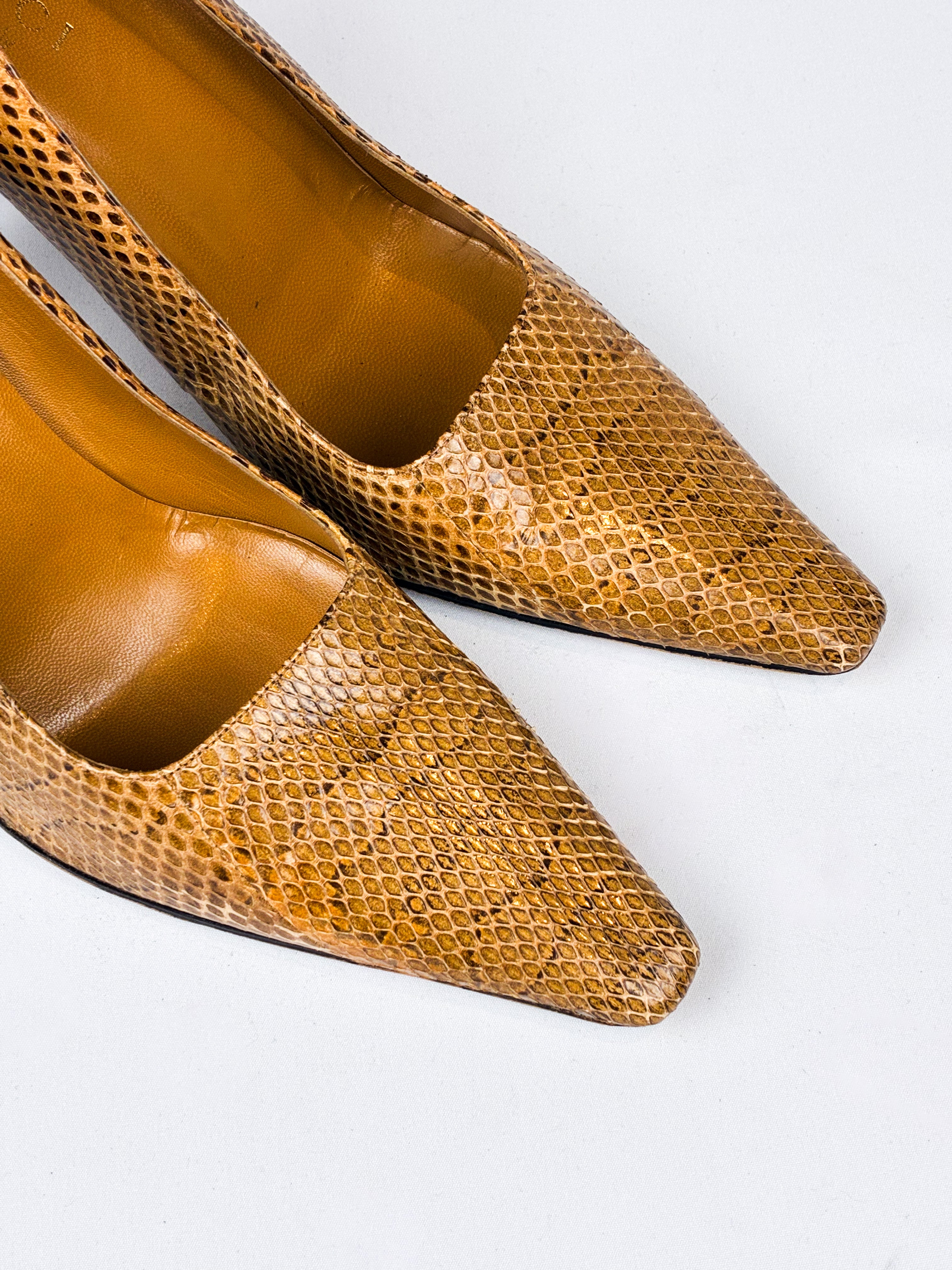 Gucci 2000s Tan Snakeskin Pointed Toe Pumps - EU 40.5 / US 10