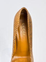 Gucci 2000s Tan Snakeskin Pointed Toe Pumps - EU 40.5 / US 10