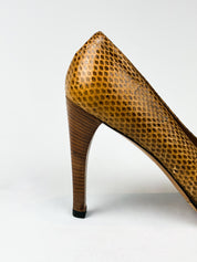 Gucci 2000s Tan Snakeskin Pointed Toe Pumps - EU 40.5 / US 10