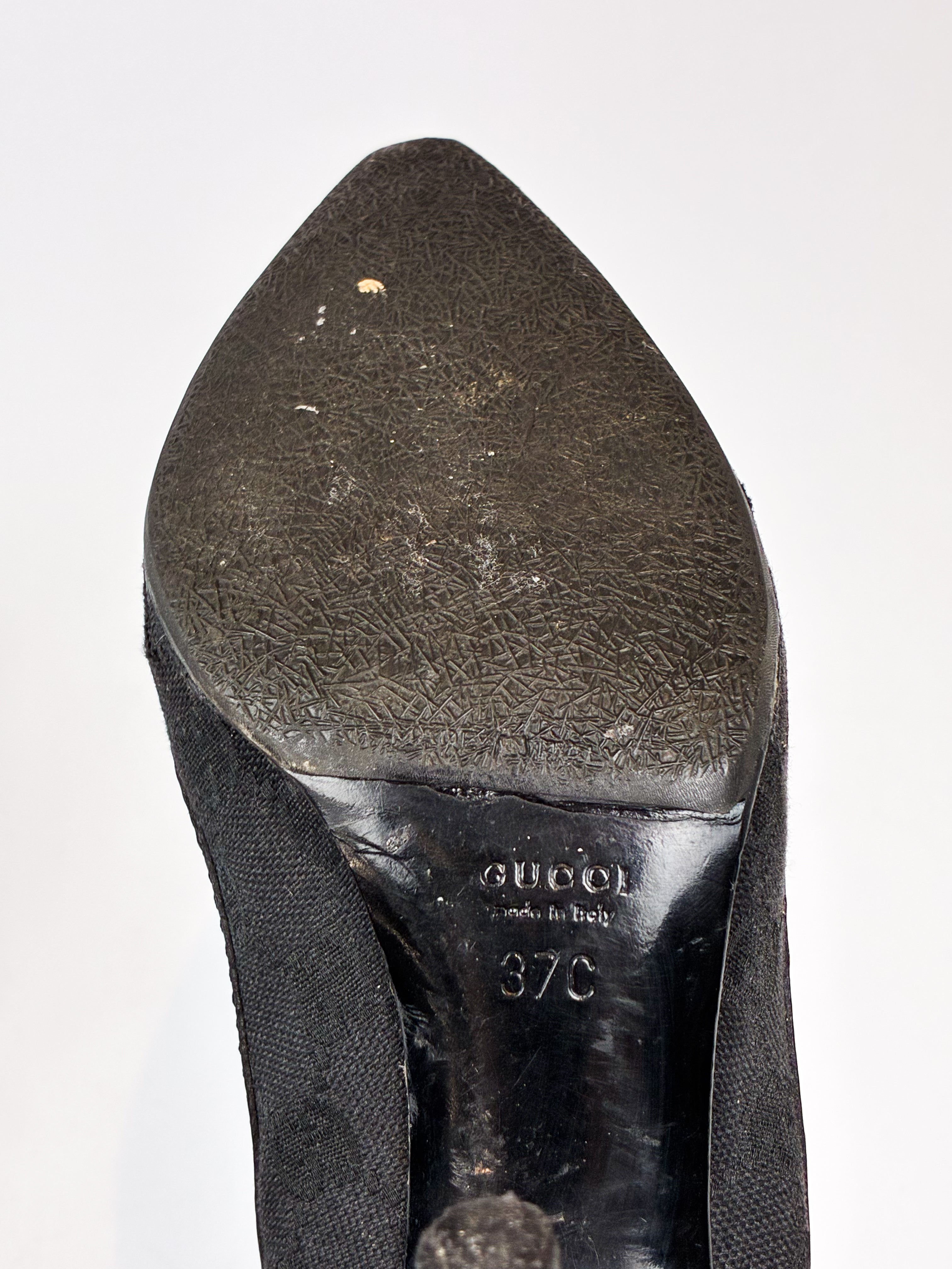 Gucci 2000s Black Monogram D-Ring Pointed Toe Pumps - EU 37C / US 6.5