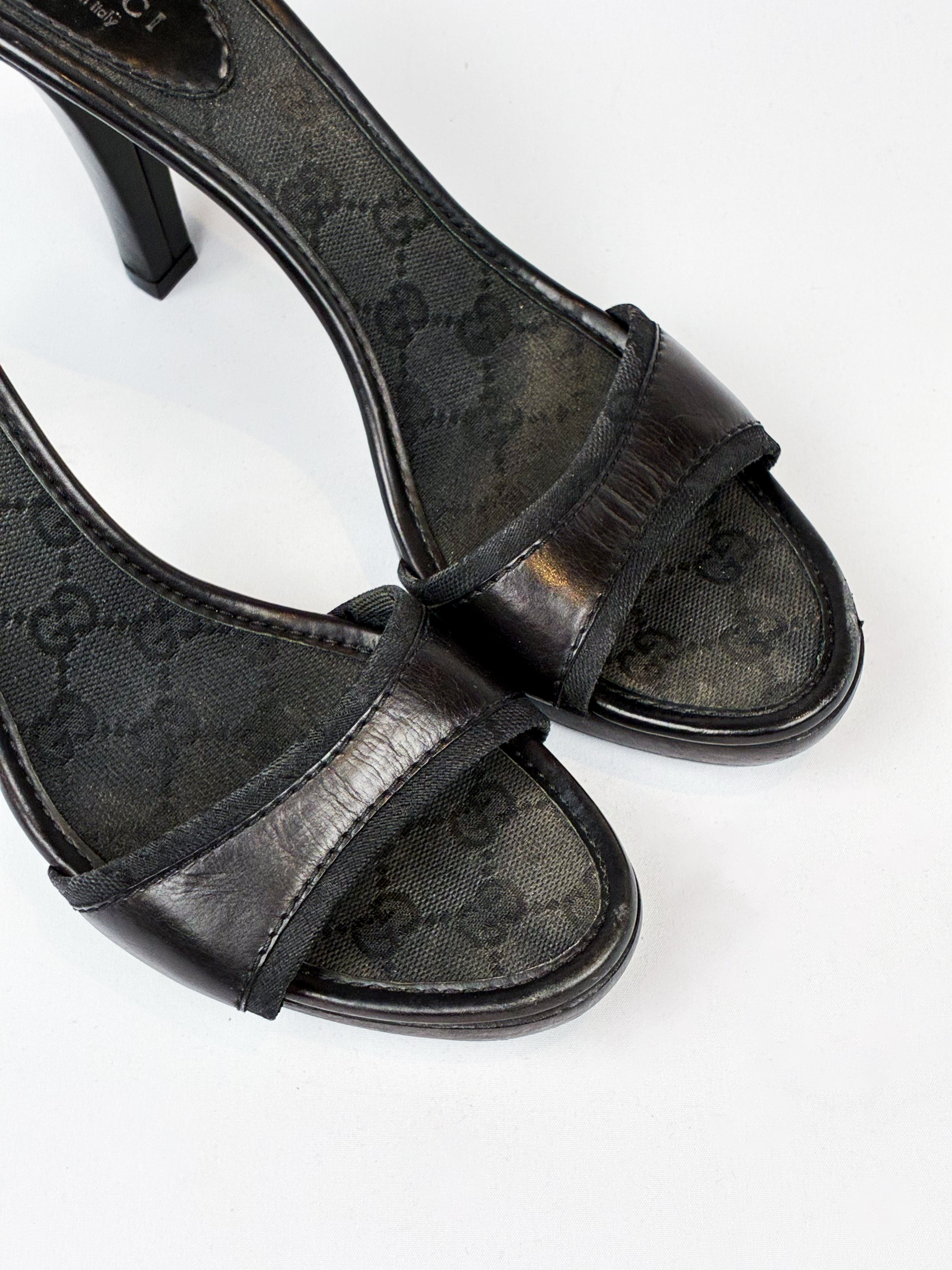 Gucci 2000s Black Leather Platform Mules - EU 40