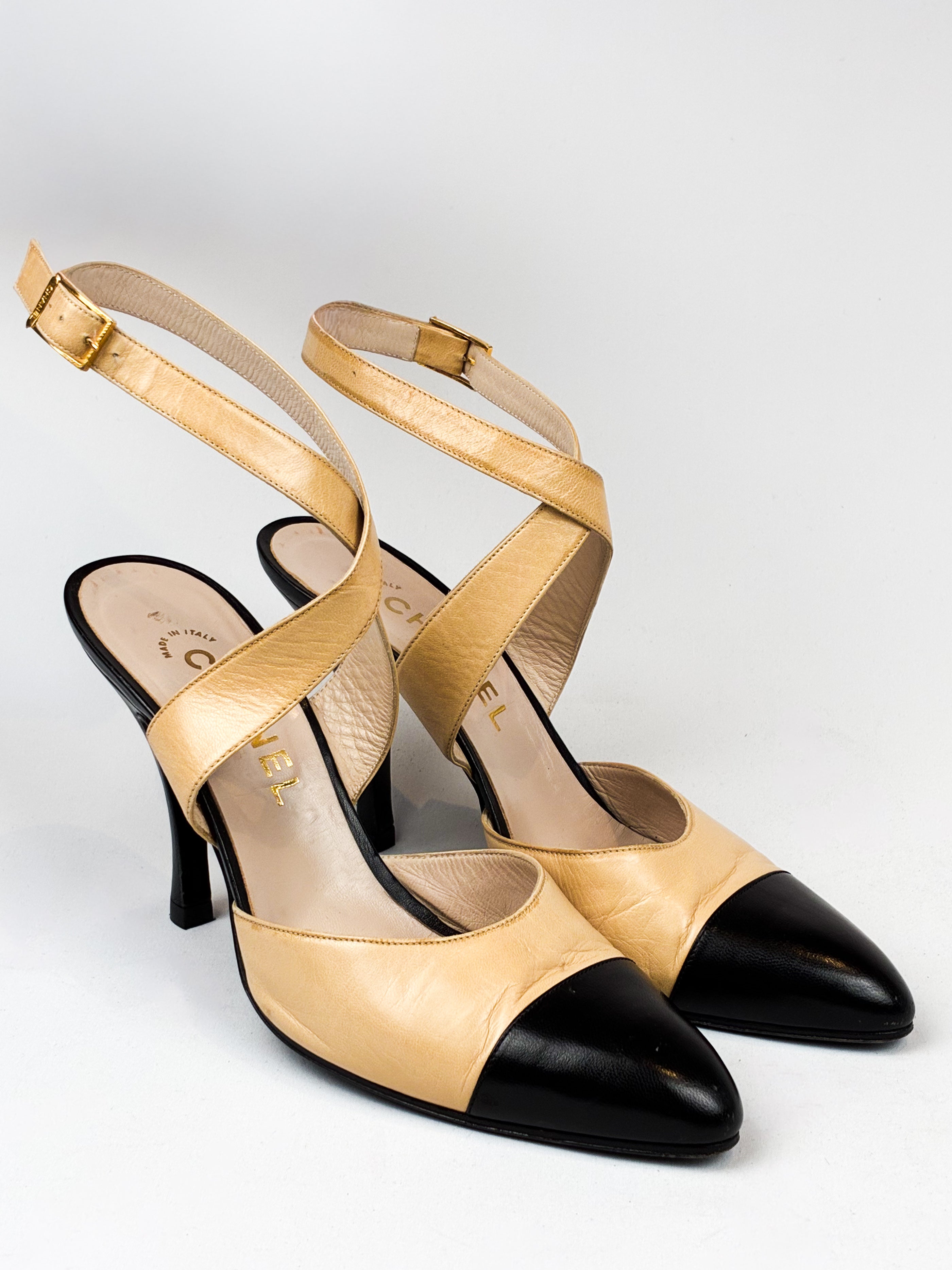 Chanel 2000s Beige and Black Cap Toe Slingback Heels - EU 38.5