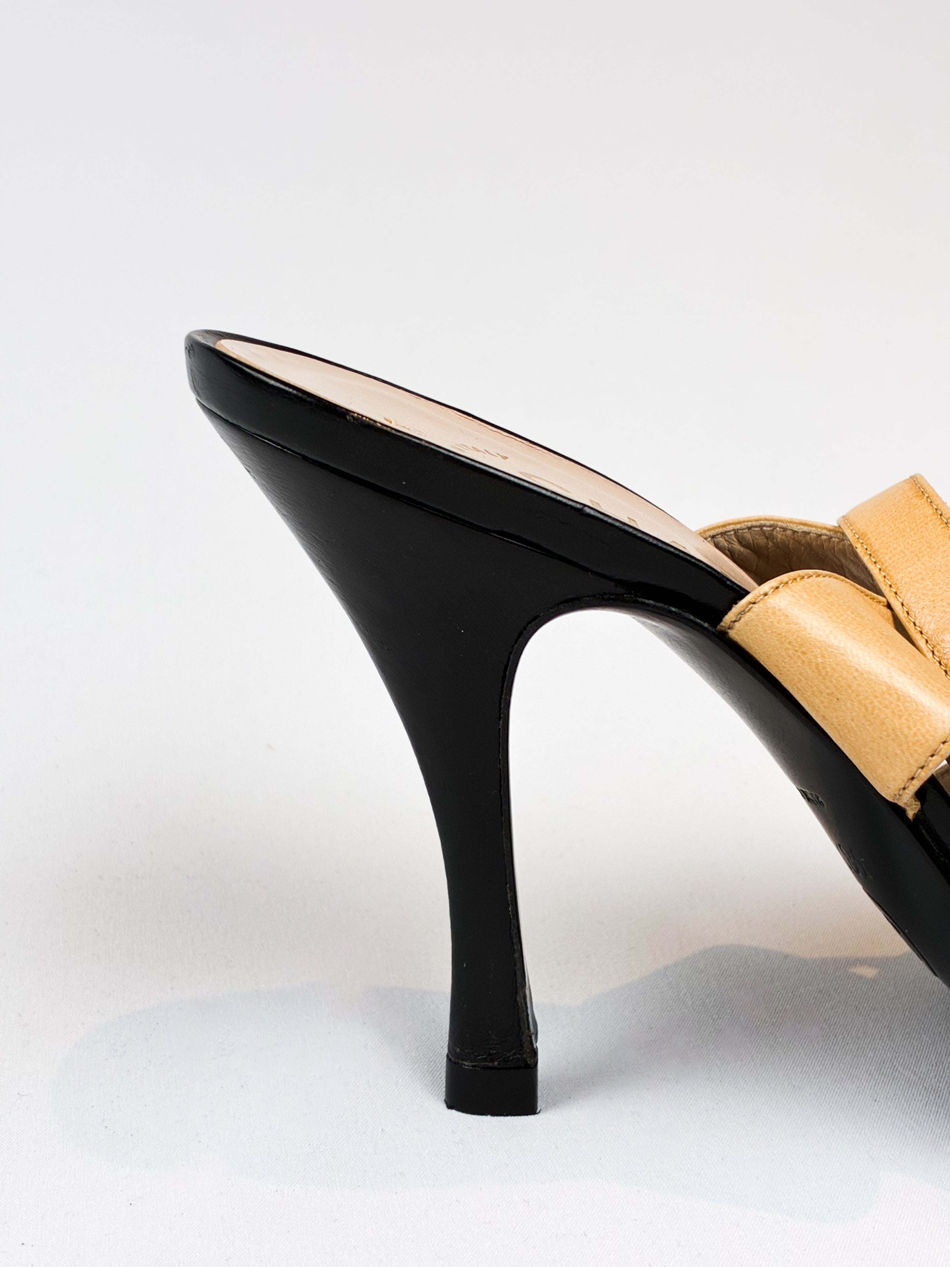 Chanel 2000s Beige and Black Cap Toe Slingback Heels - EU 38.5