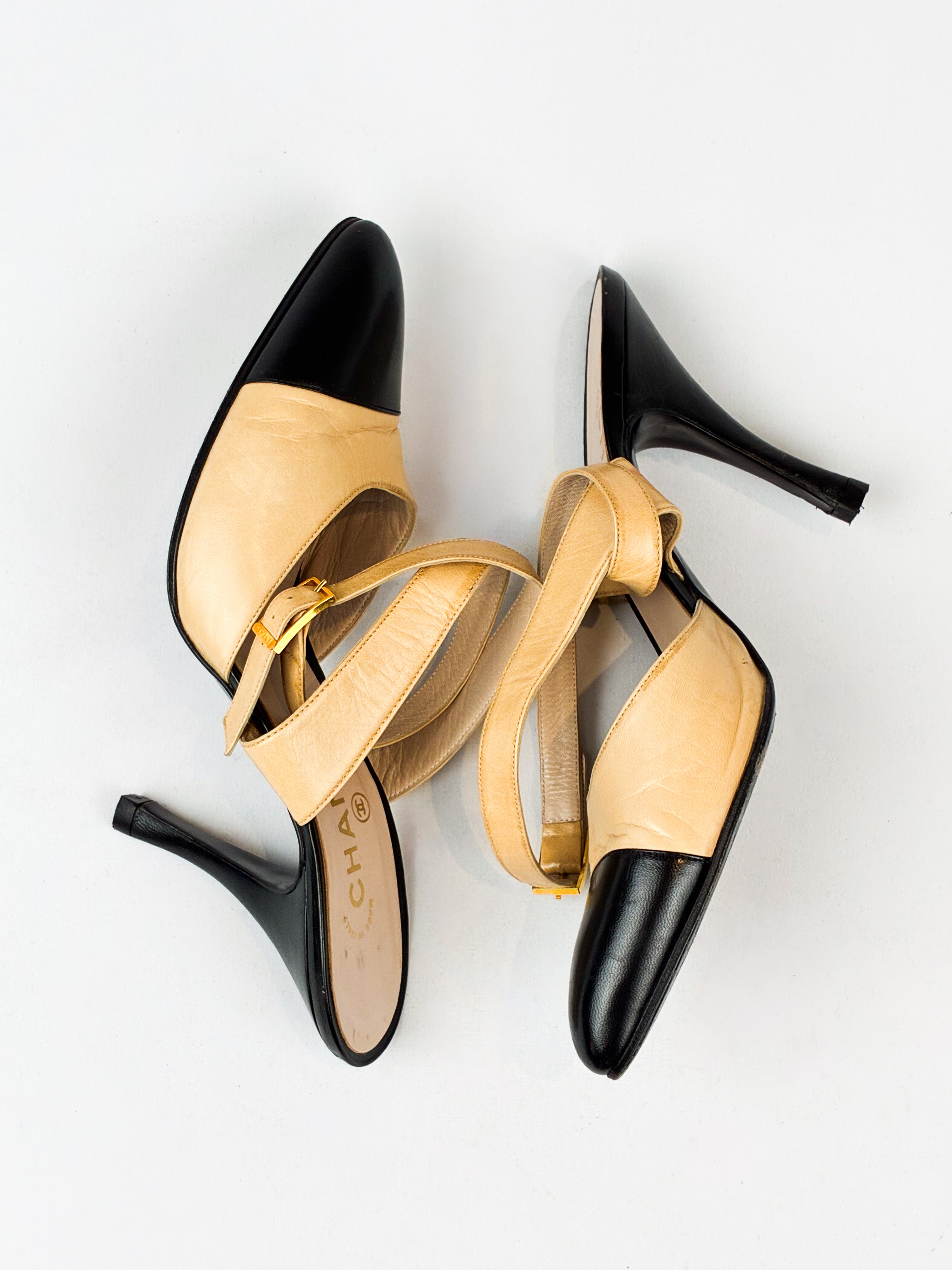 Chanel 2000s Beige and Black Cap Toe Slingback Heels - EU 38.5