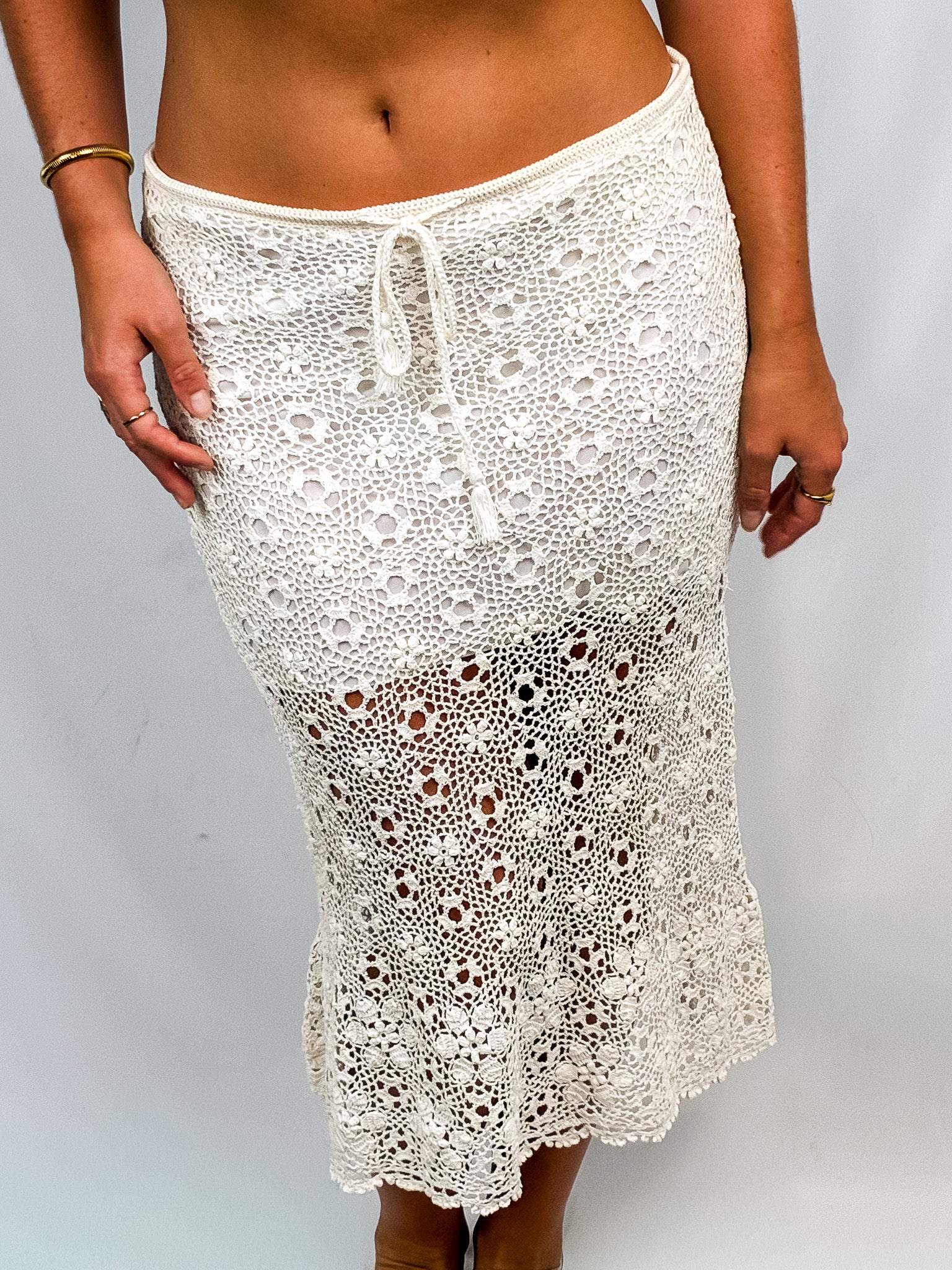 René Derhy 2000s Cream Crochet Halter Top and Midi Skirt Set - S