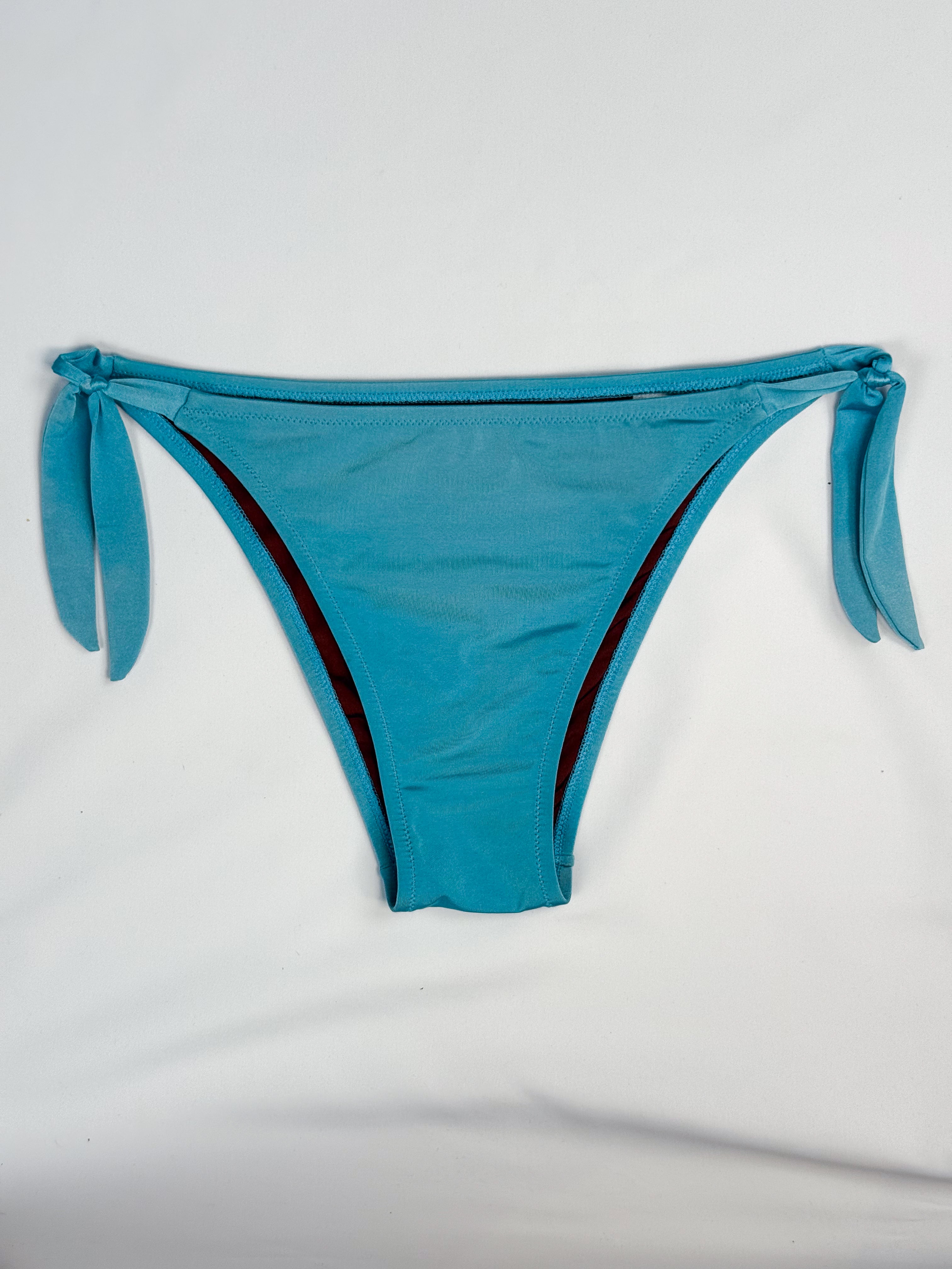 Tenera Carlotta 2000s Teal Embroidered Floral Halter Bikini Set - M