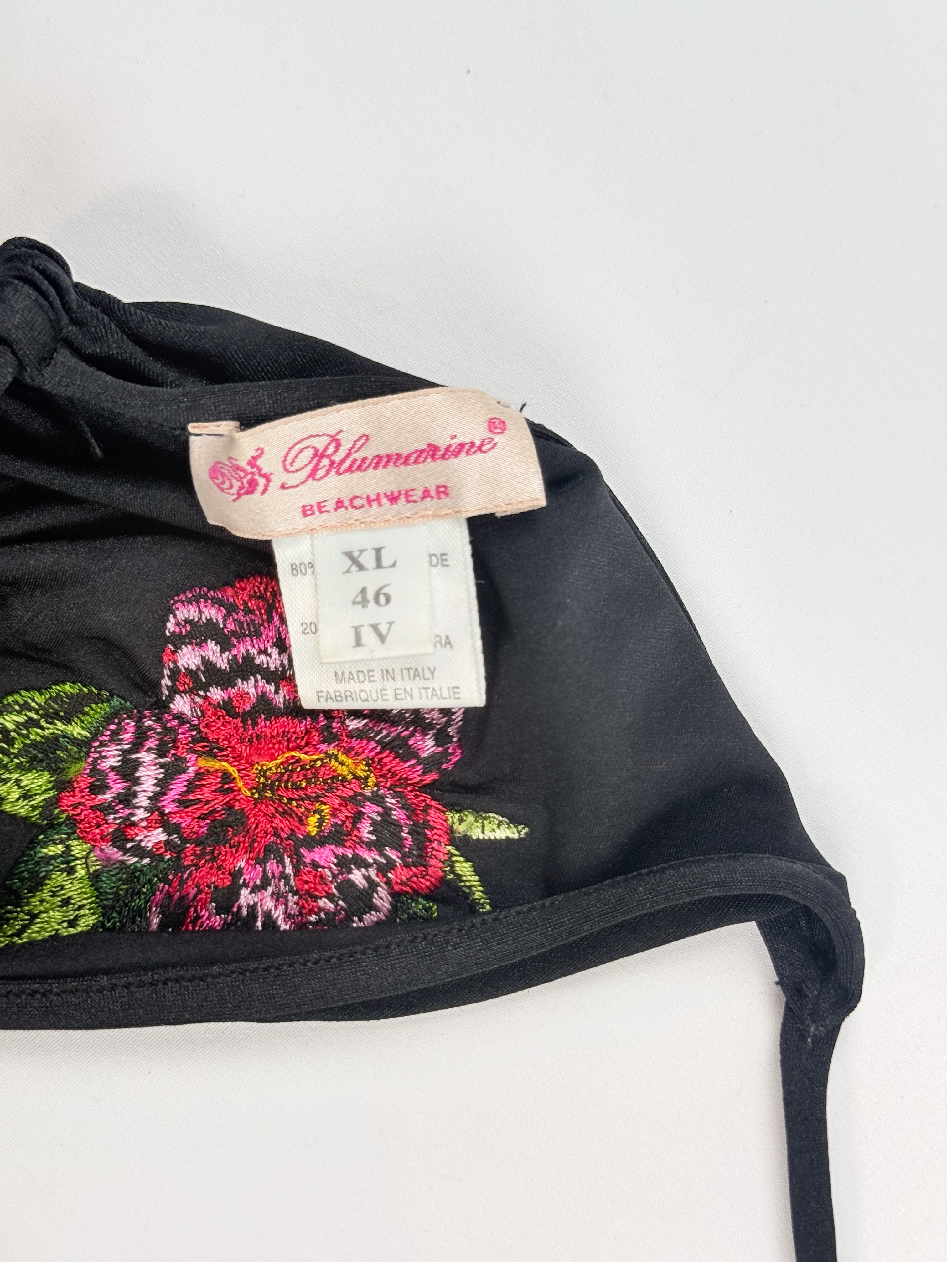 Blumarine 2000s Black Hibiscus Embroidered Bikini and Sarong Set – M/L