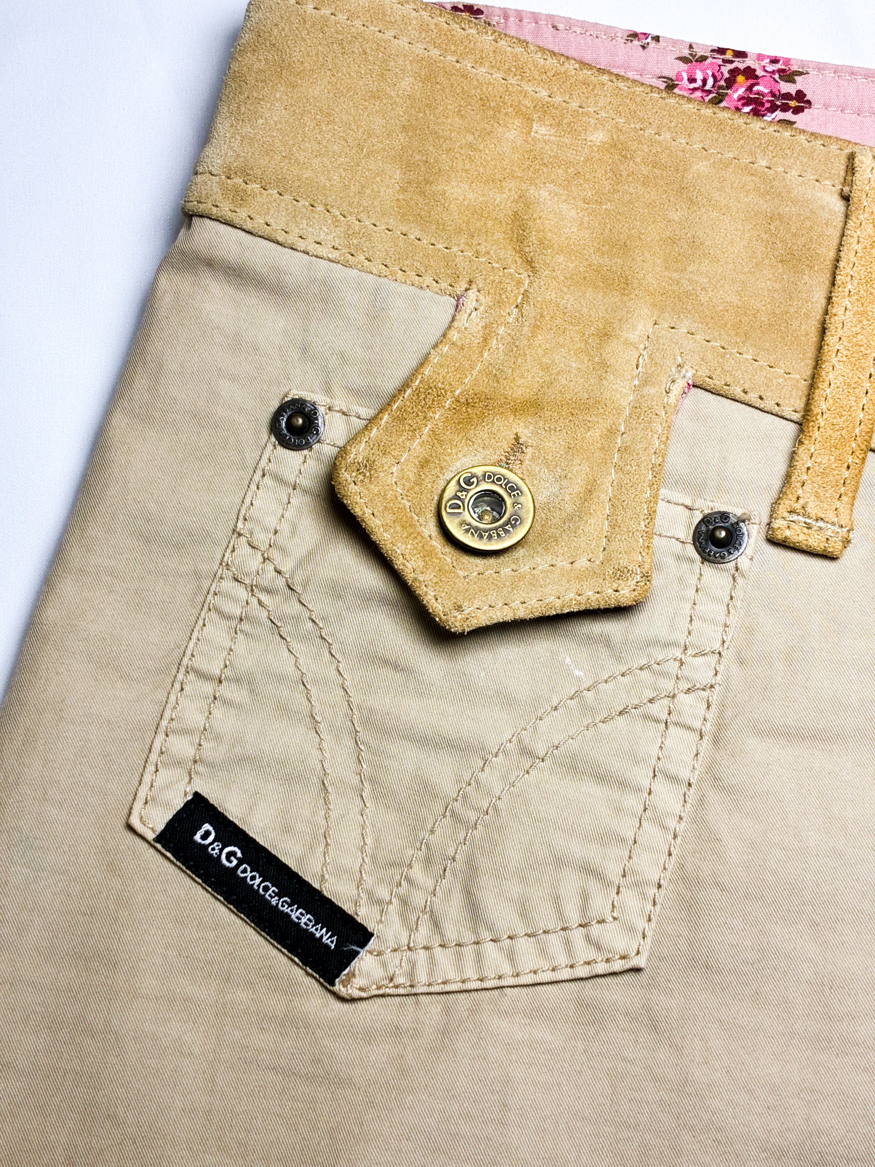 D&G Dolce & Gabbana 2000s Khaki Cotton and Suede Low-Rise Mini Skirt - M