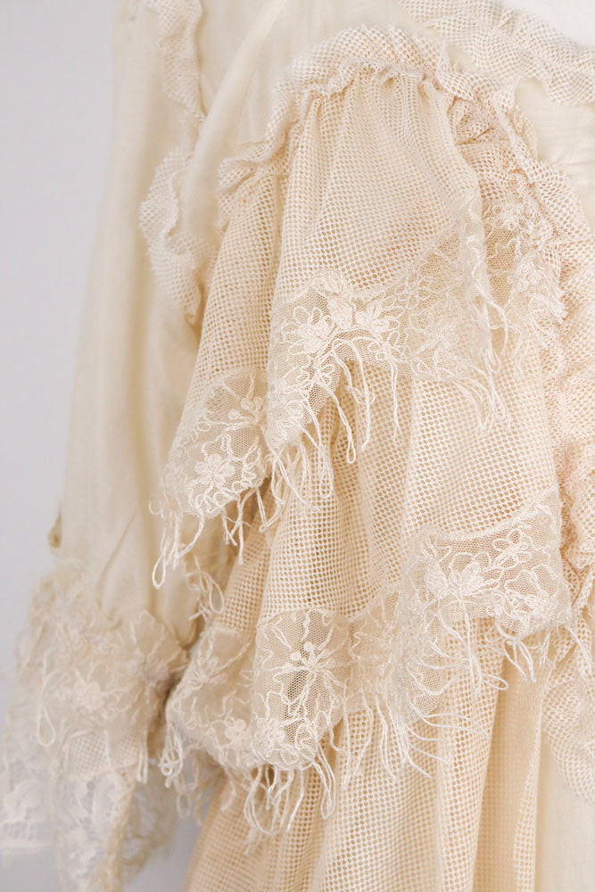 Early 2000s Twinset Cream Ruffled Top - M