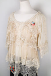 Early 2000s Twinset Cream Ruffled Top - M