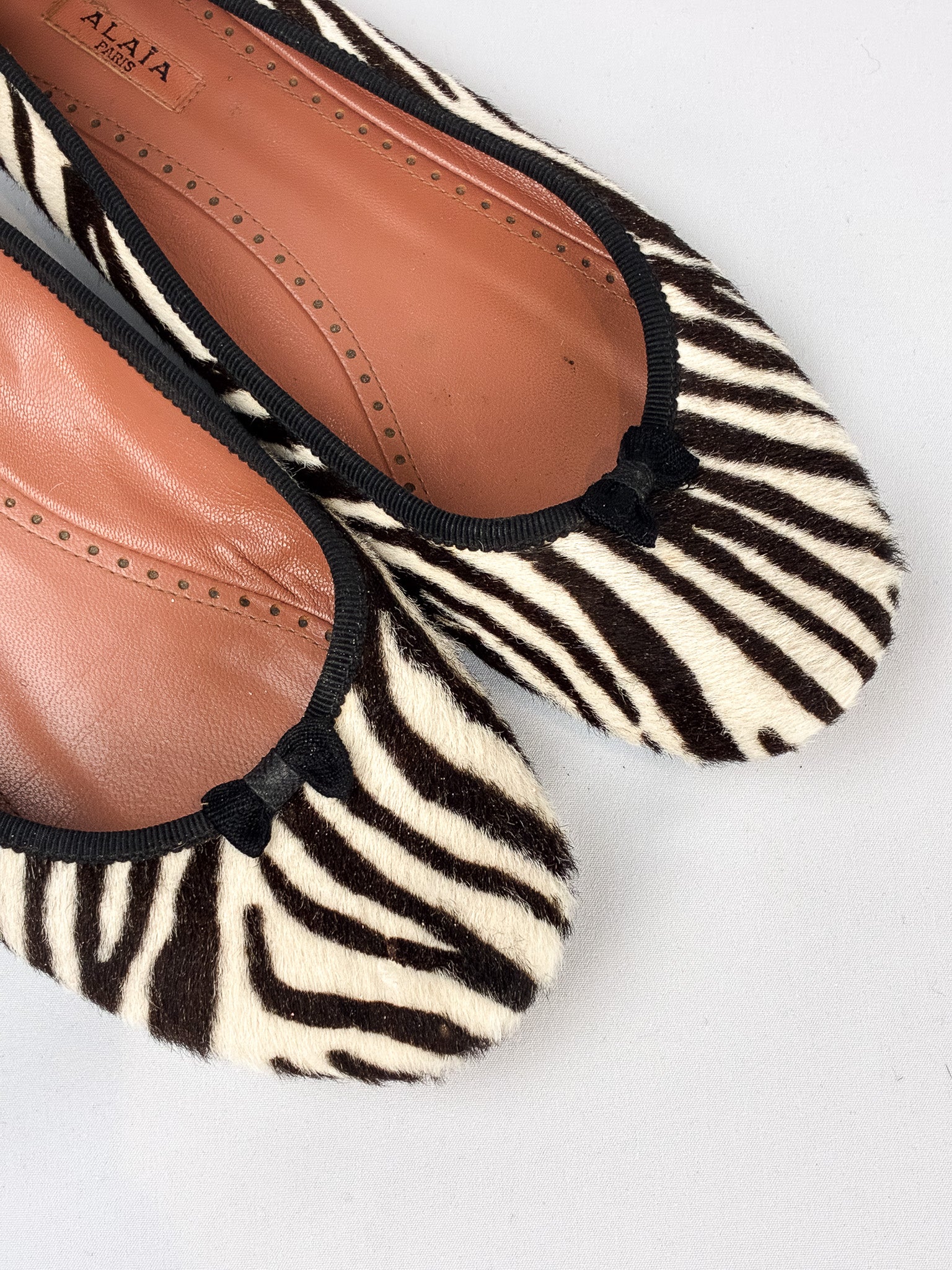 Alaïa Paris 2000s Zebra Print Calf Hair Ballet Flats - EU 39.5 / US 9