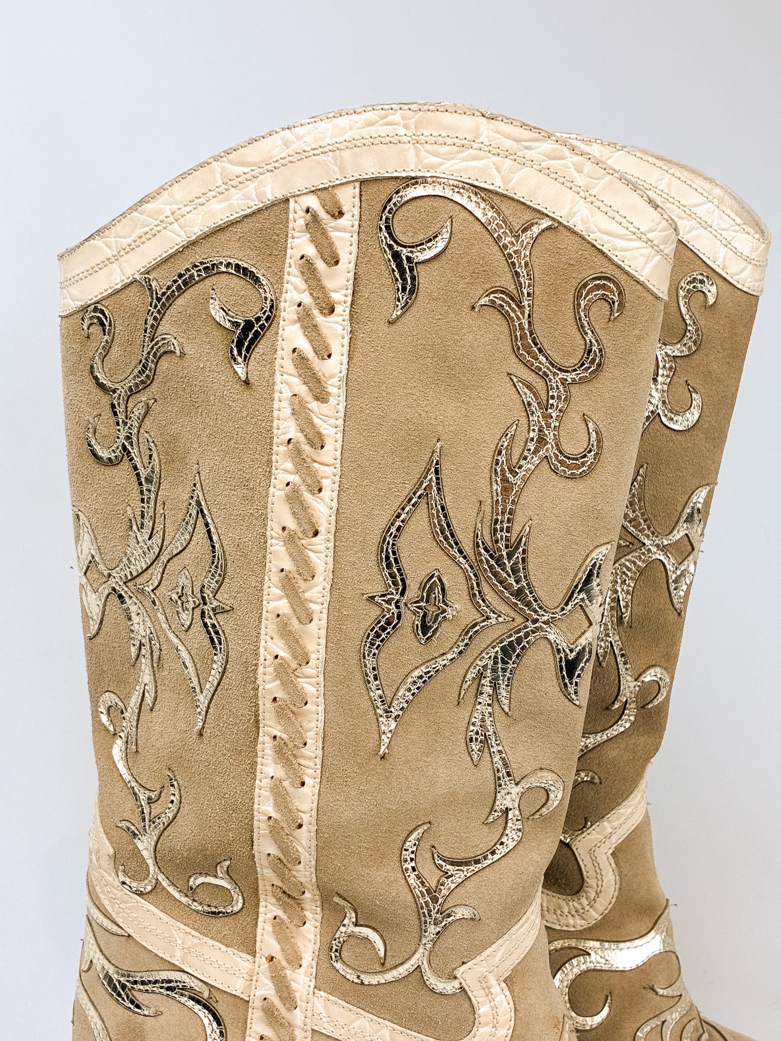 2000s Tan Suede and Gold Inlay Western Boots - EU 39.5