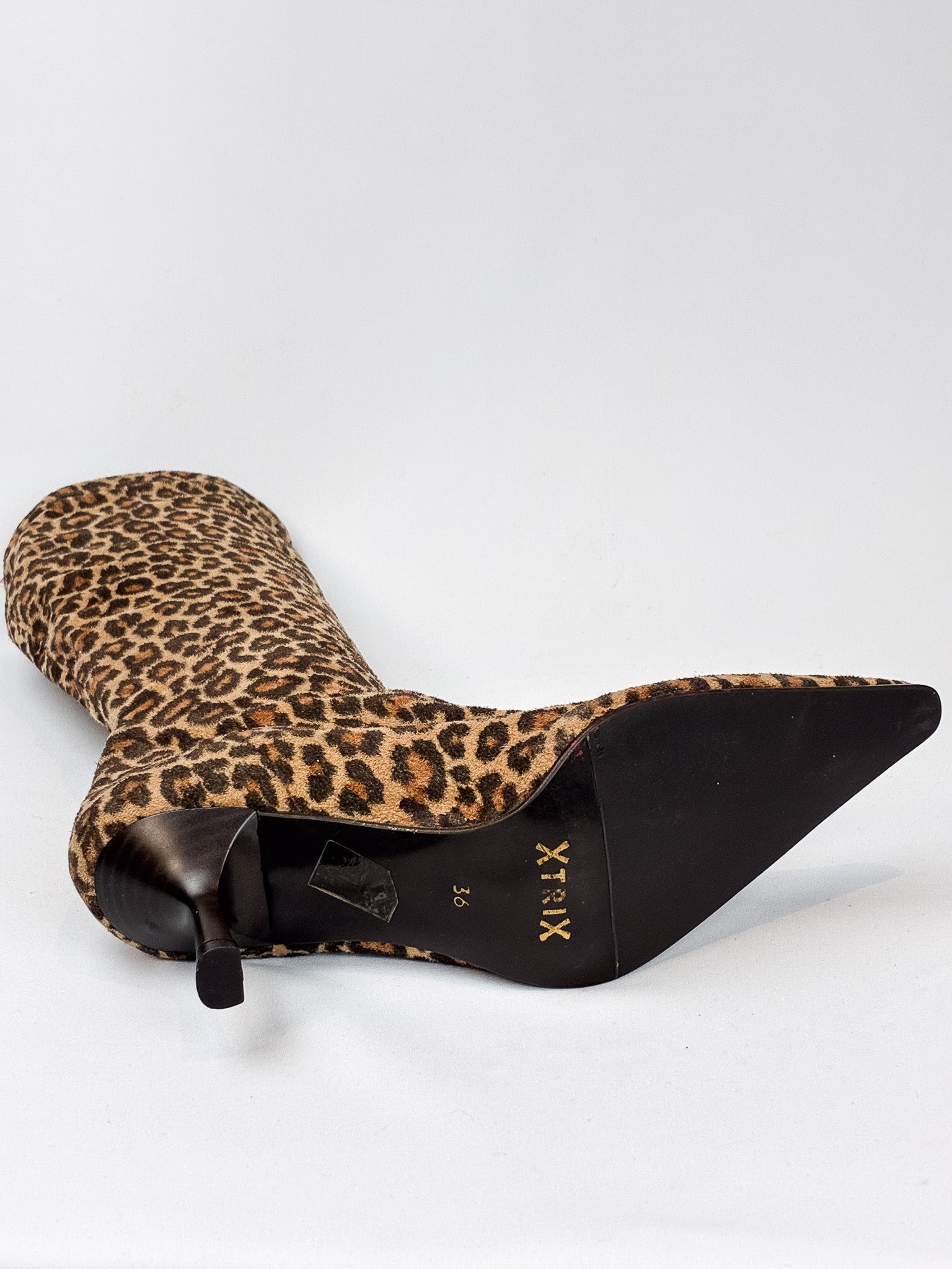 Xtrix 2000s Leopard Print Pointed Toe Knee High Boots - EU 36 / US 6