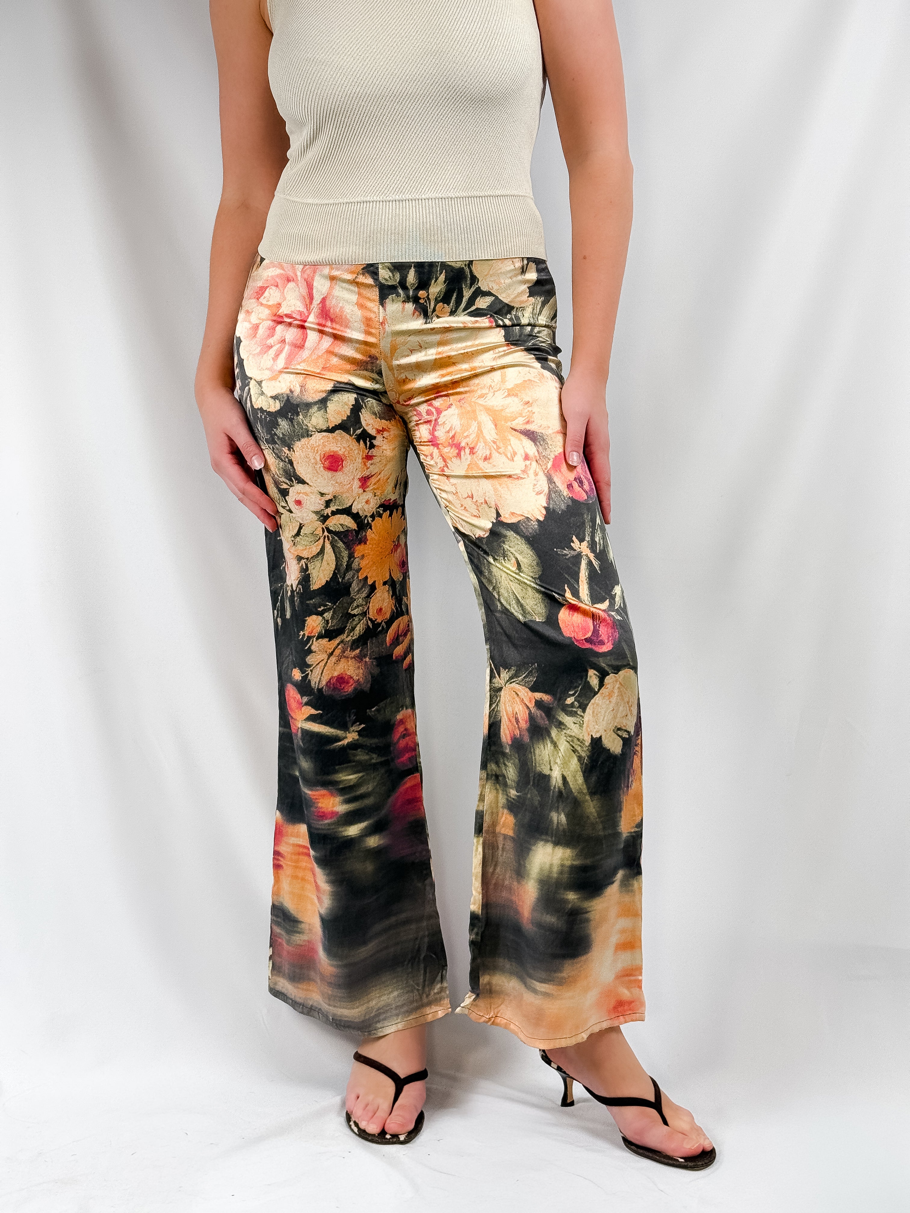 Class Roberto Cavalli 2000s Baroque Floral Silk Pants - S/M