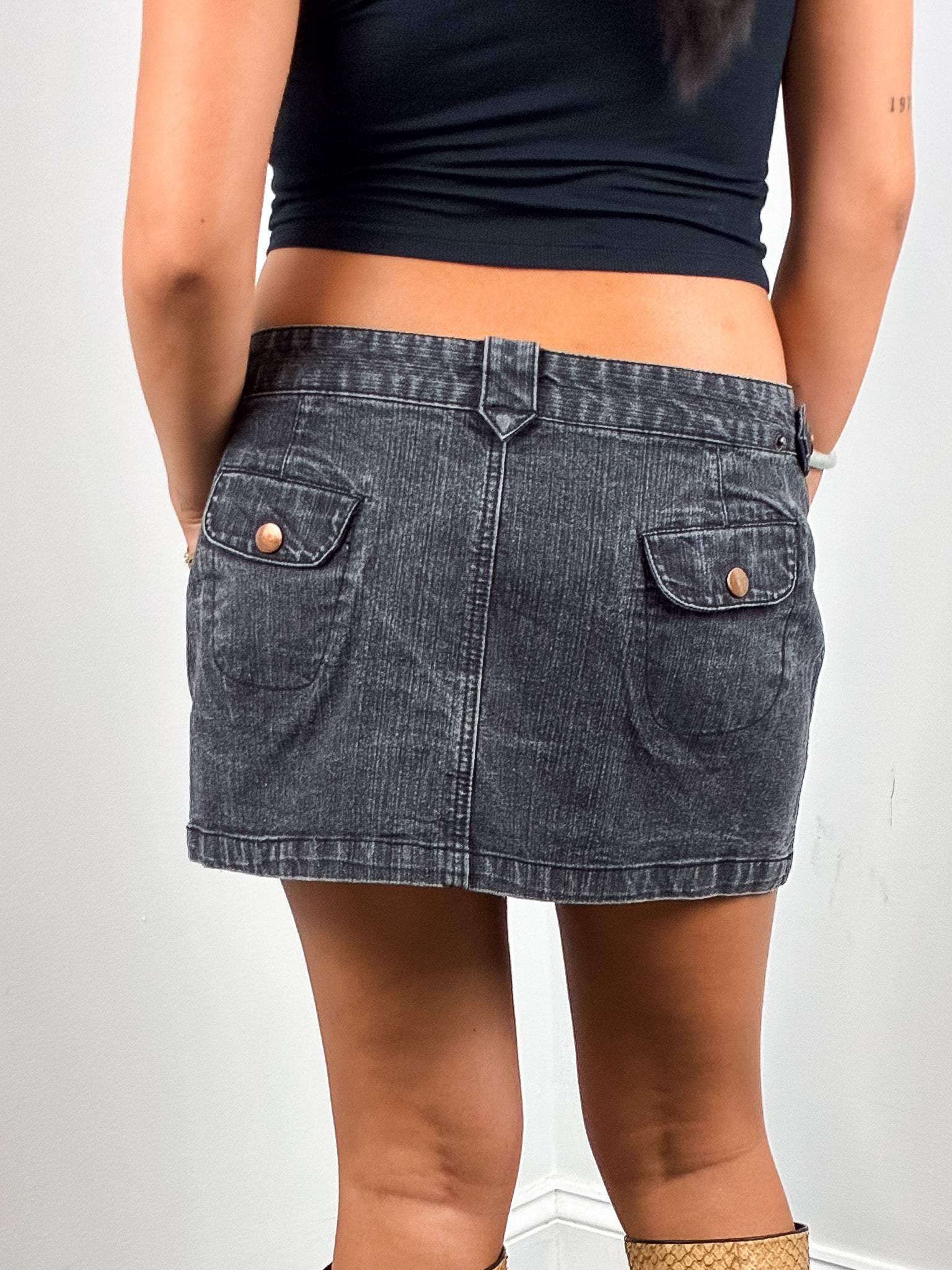 2000s Washed Black Sailor Button Low Rise Denim Mini Skirt - M/L