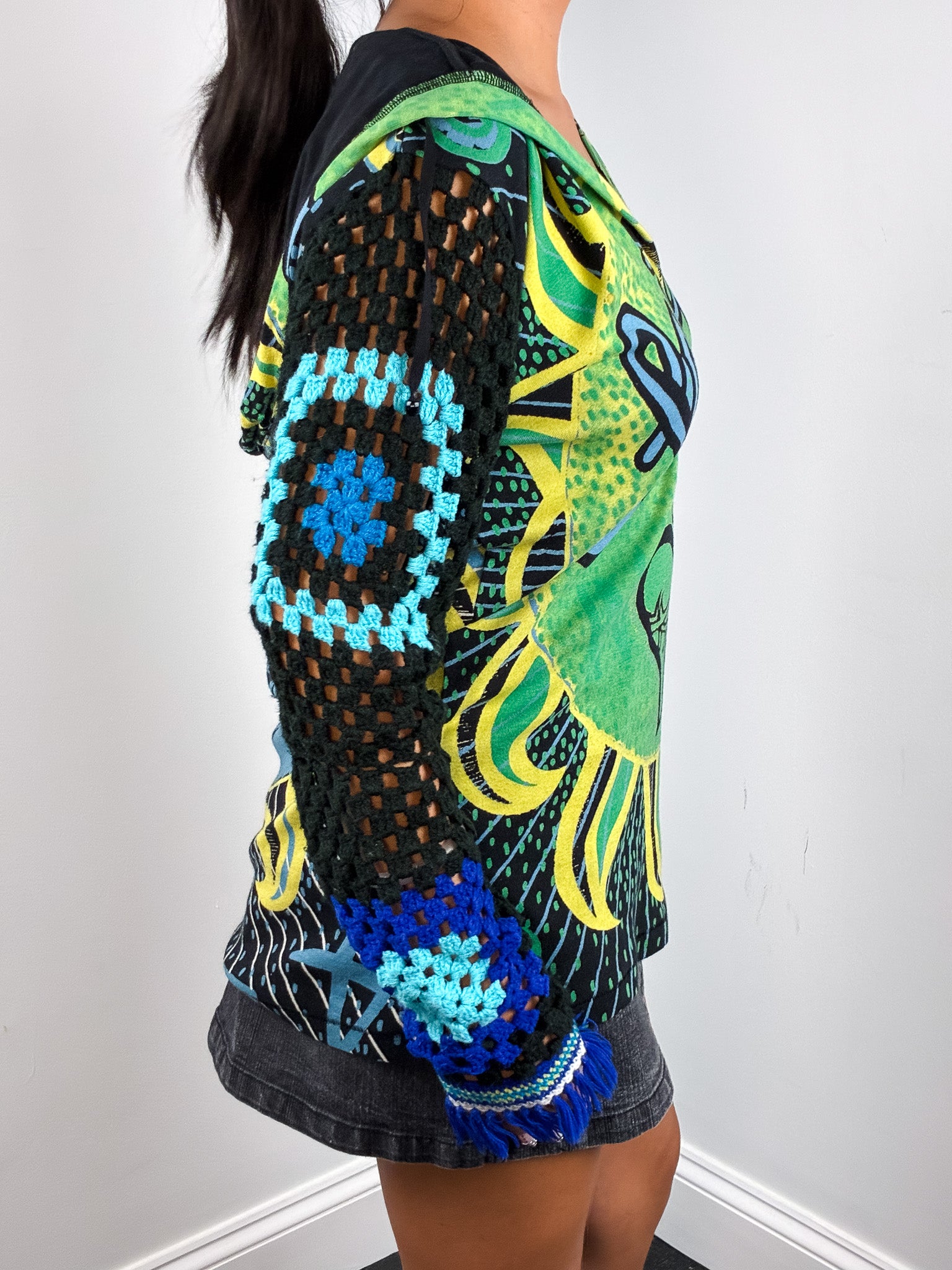 Custo Barcelona 2000s Green and Blue Frida Print Crochet Sleeve Hooded Tunic - M/L