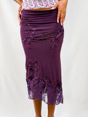 Enzo Loco 2000s Aubergine Satin Appliqué Lace Hem Midi Skirt - XS/S