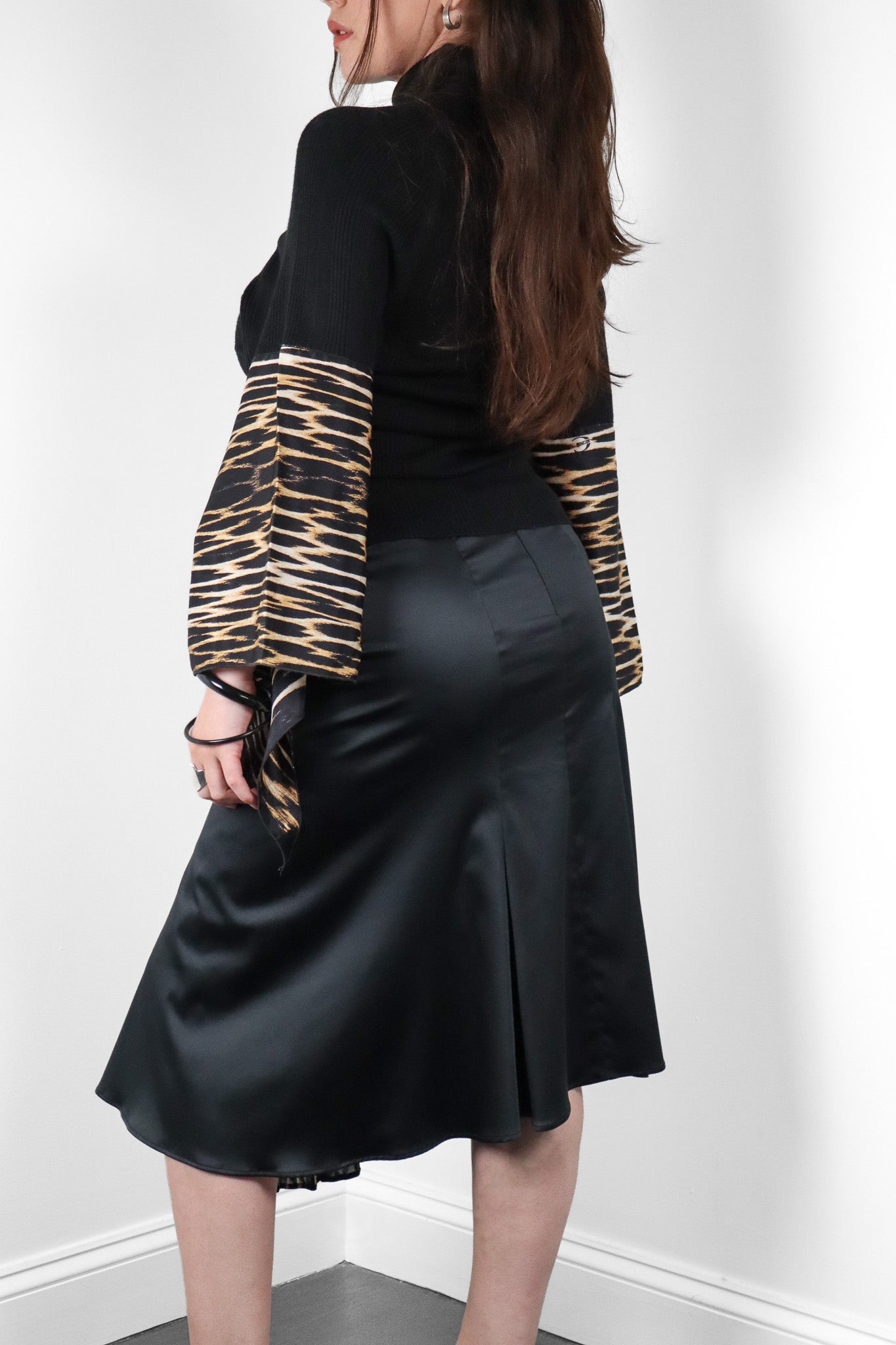 Just Cavalli 2000s Black Knit & Tiger Print Silk Bell Sleeve Top & Midi Skirt Set - M/L