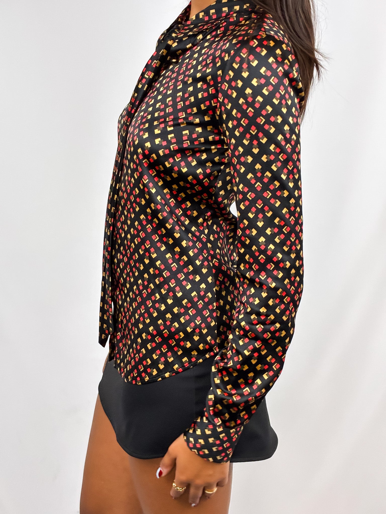 Diane von Furstenberg 2010s Black Silk Tie-Neck Blouse - XS/S